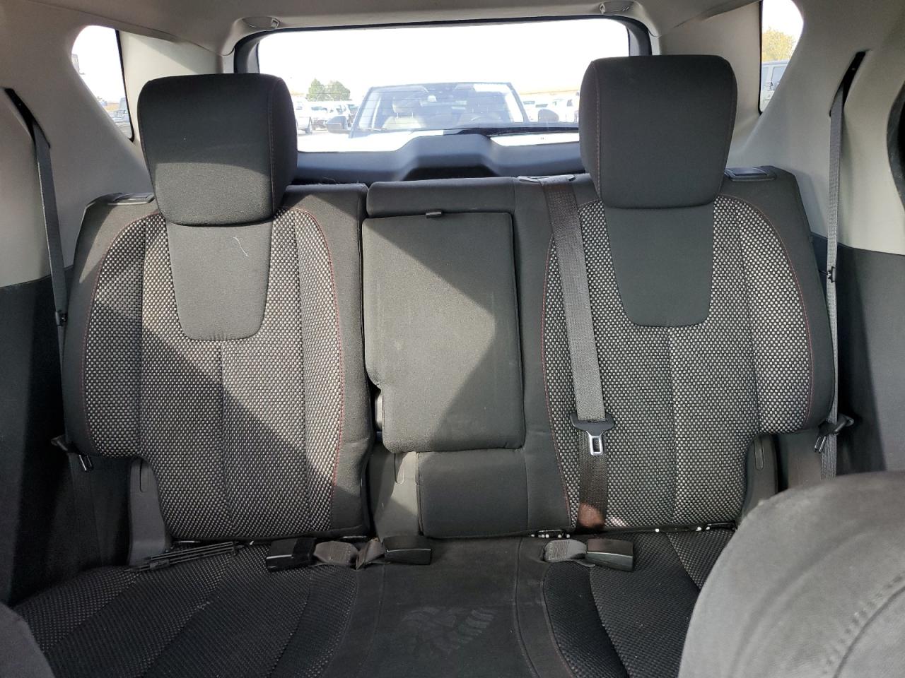 2011 Chevrolet Equinox - Image 10
