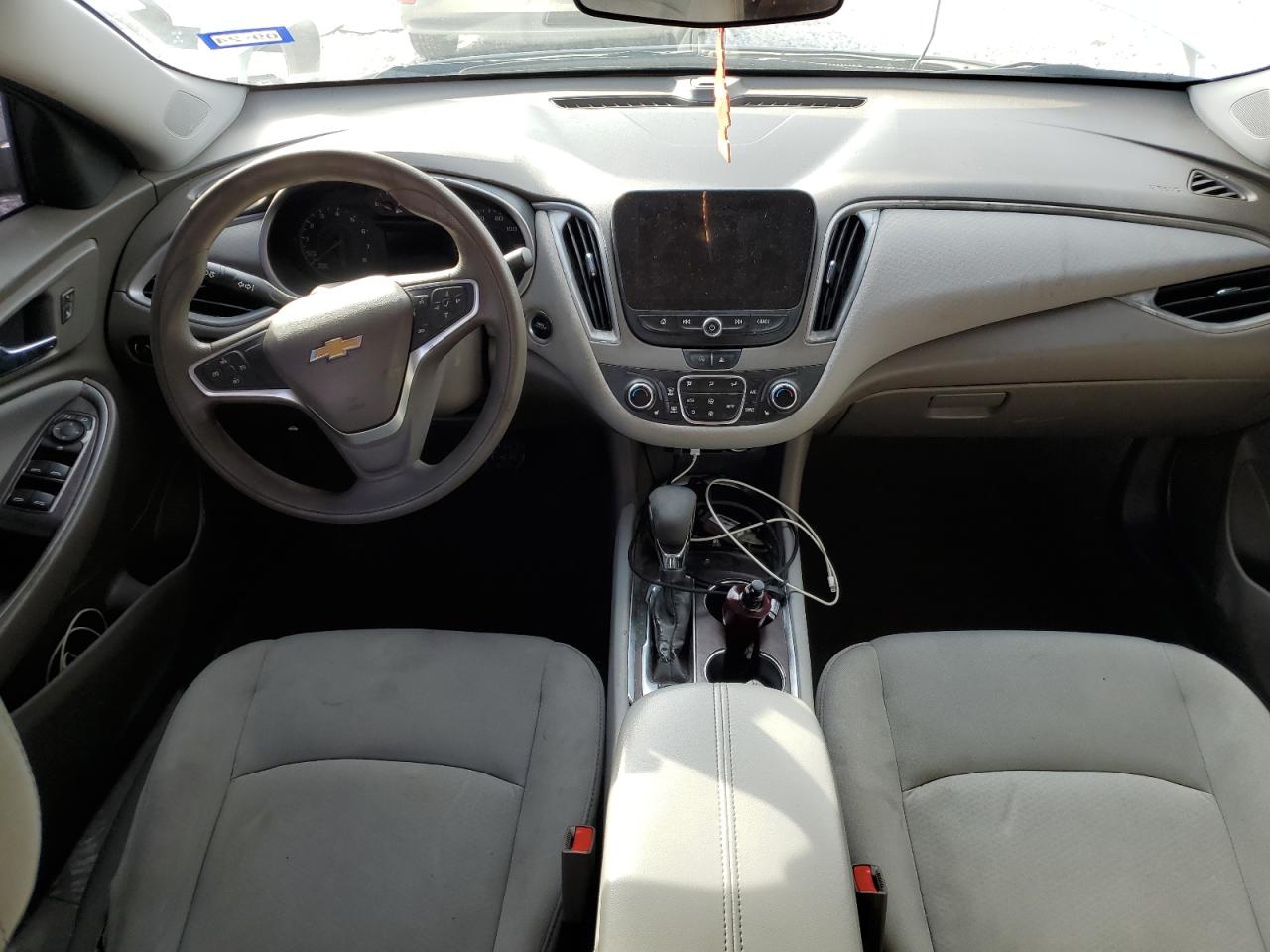 2022 Chevrolet Malibu - Image 8