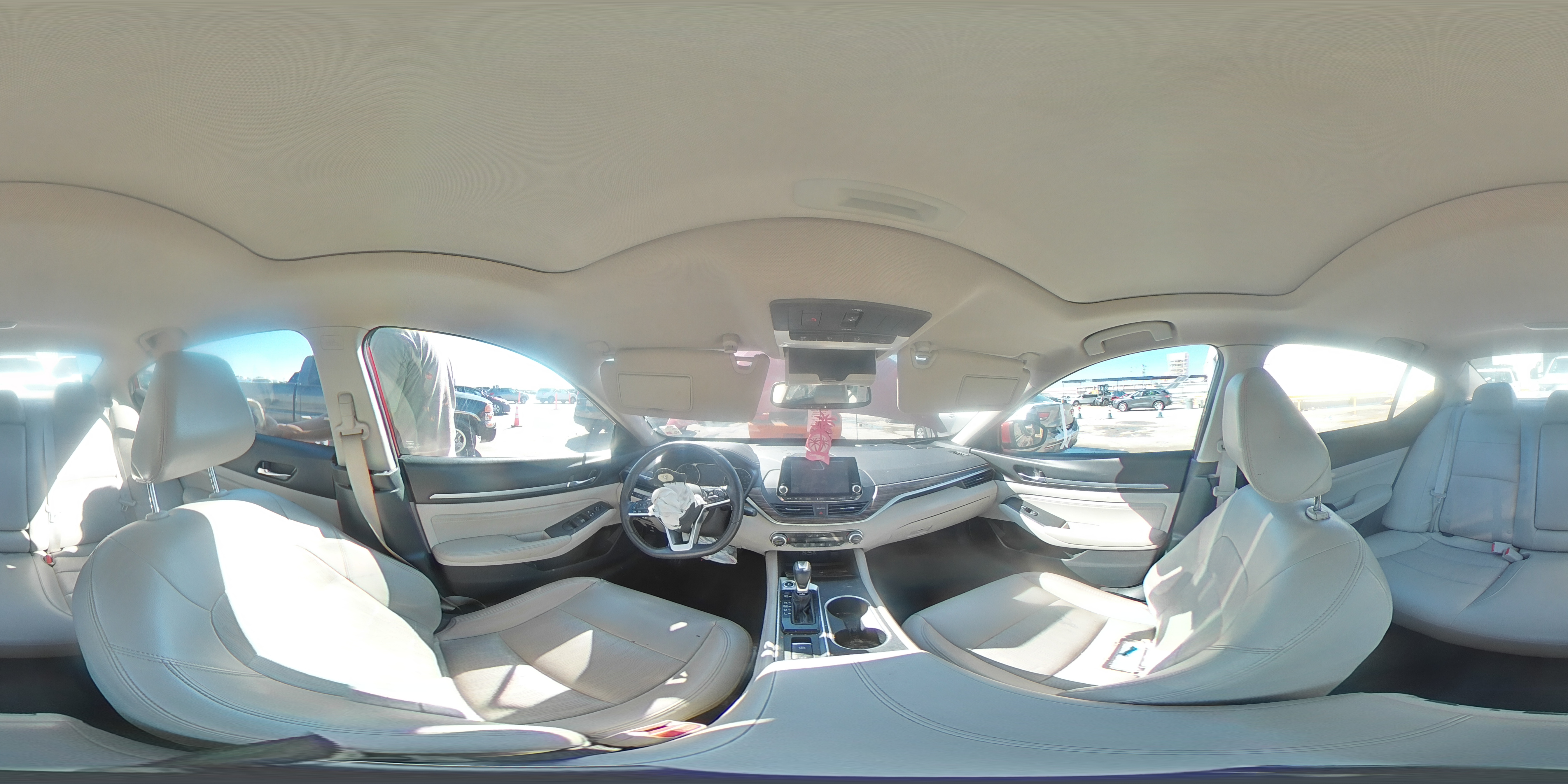 2019 Nissan Altima - Image 14