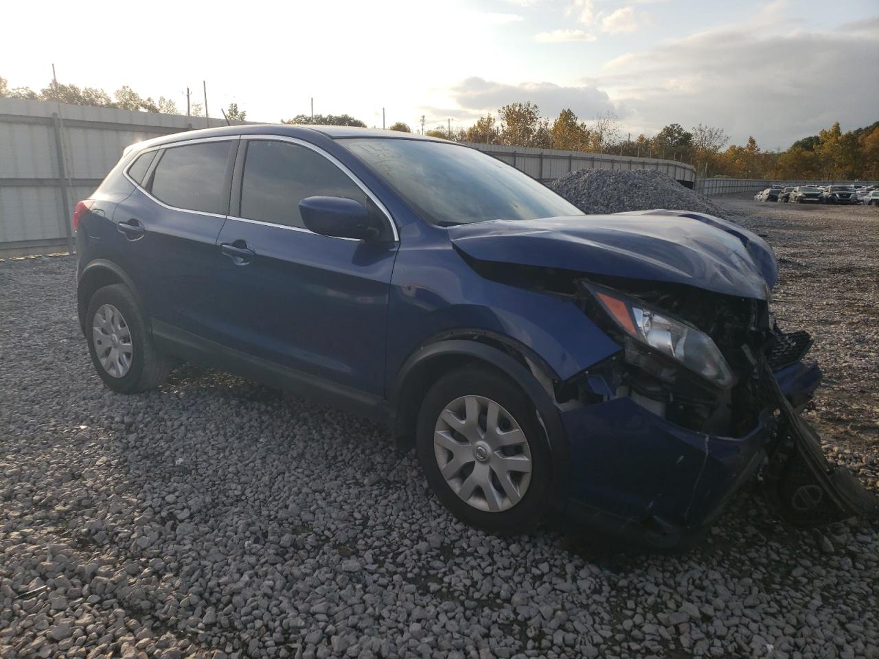2018 Nissan Rogue - Image 4