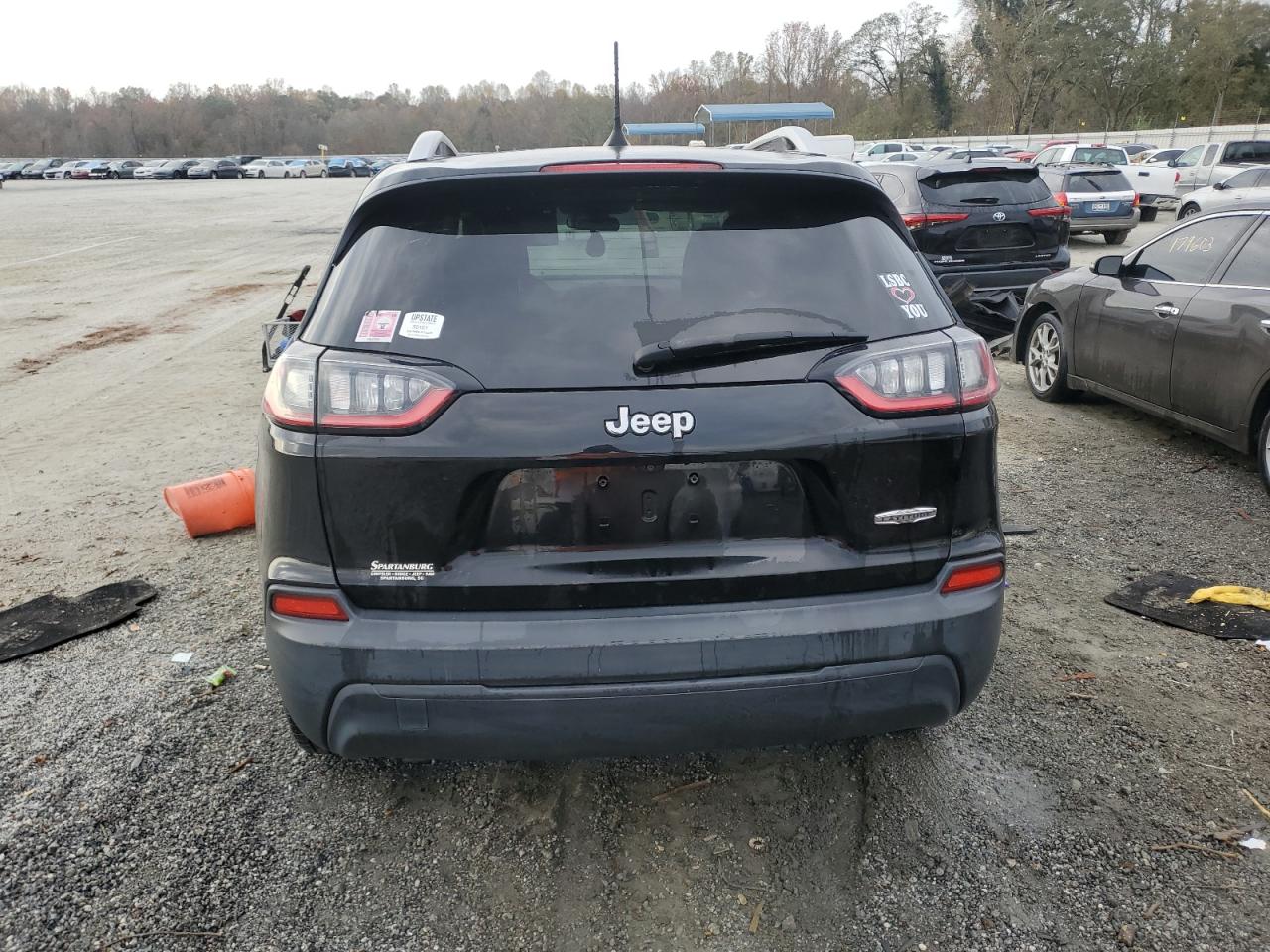 2019 Jeep Cherokee Latitude VIN: 1C4PJLCBXKD187284 Lot: 78601604