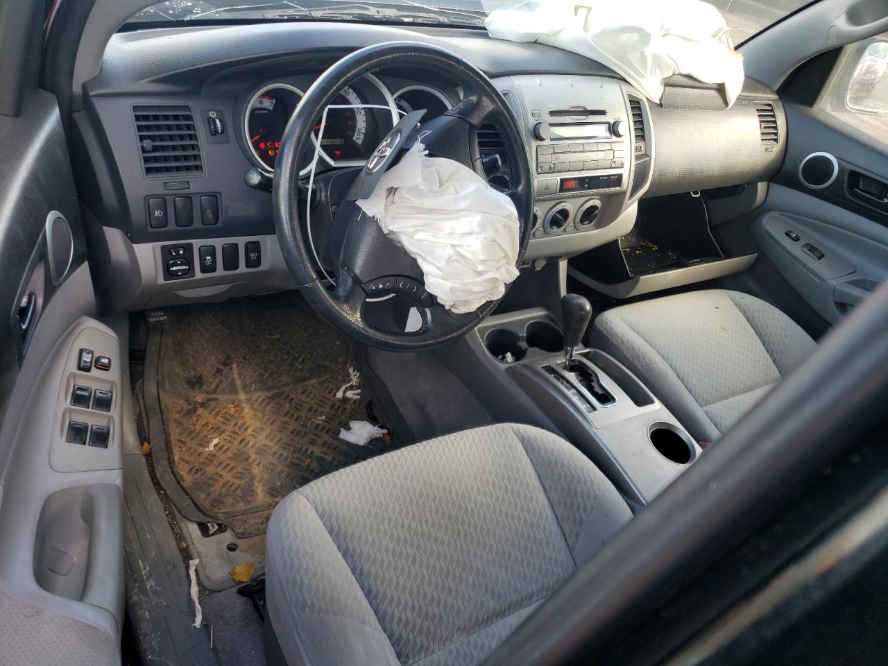 2011 Toyota Tacoma - Image 8