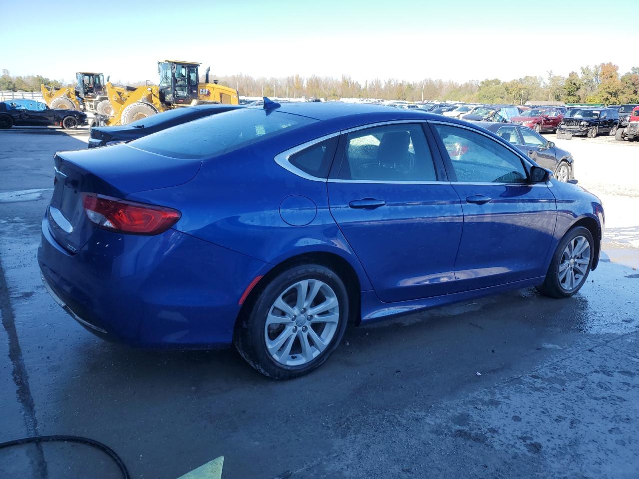 2016 Chrysler 200 - Image 3