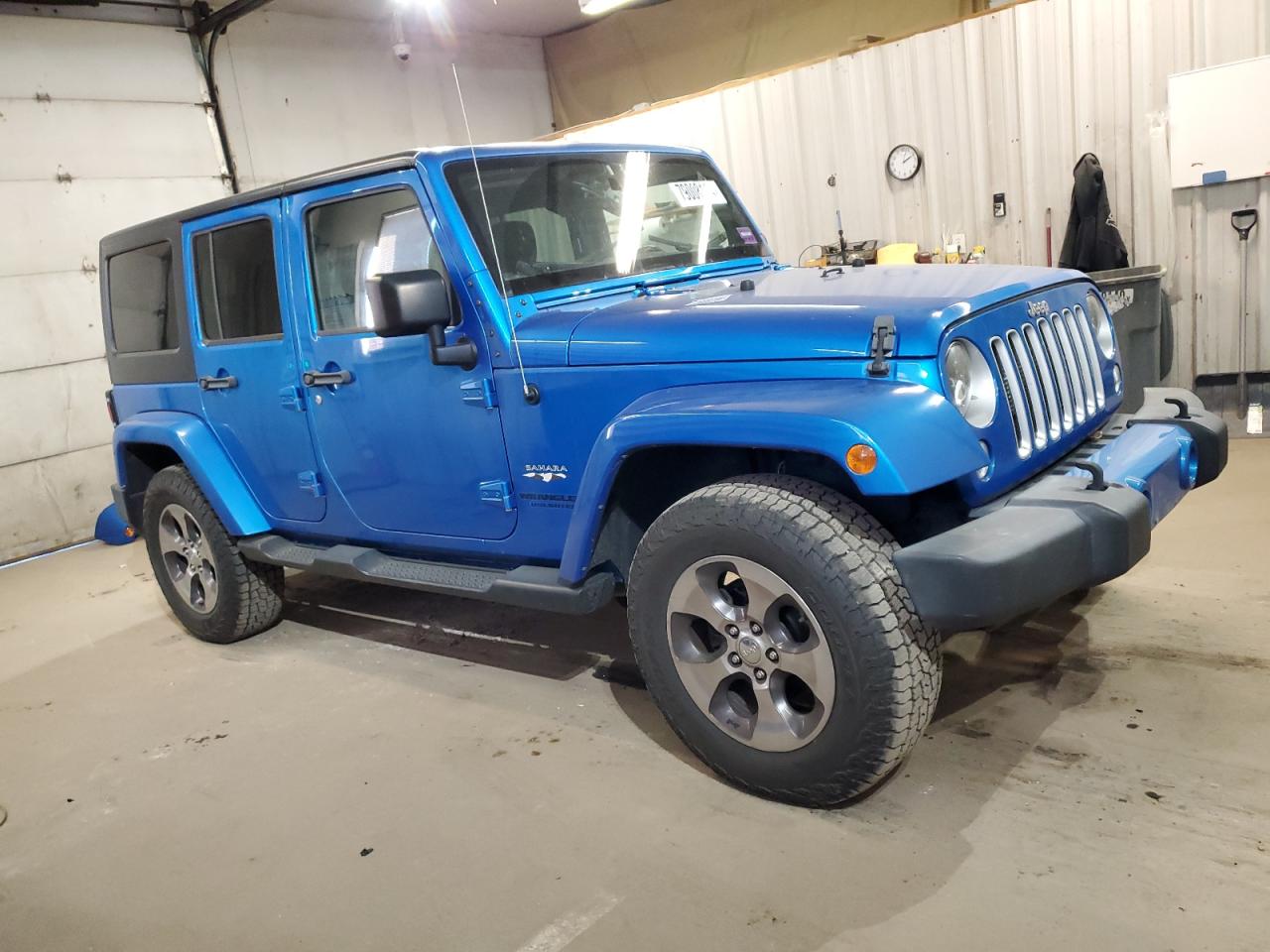 2016 Jeep Wrangler - Image 4