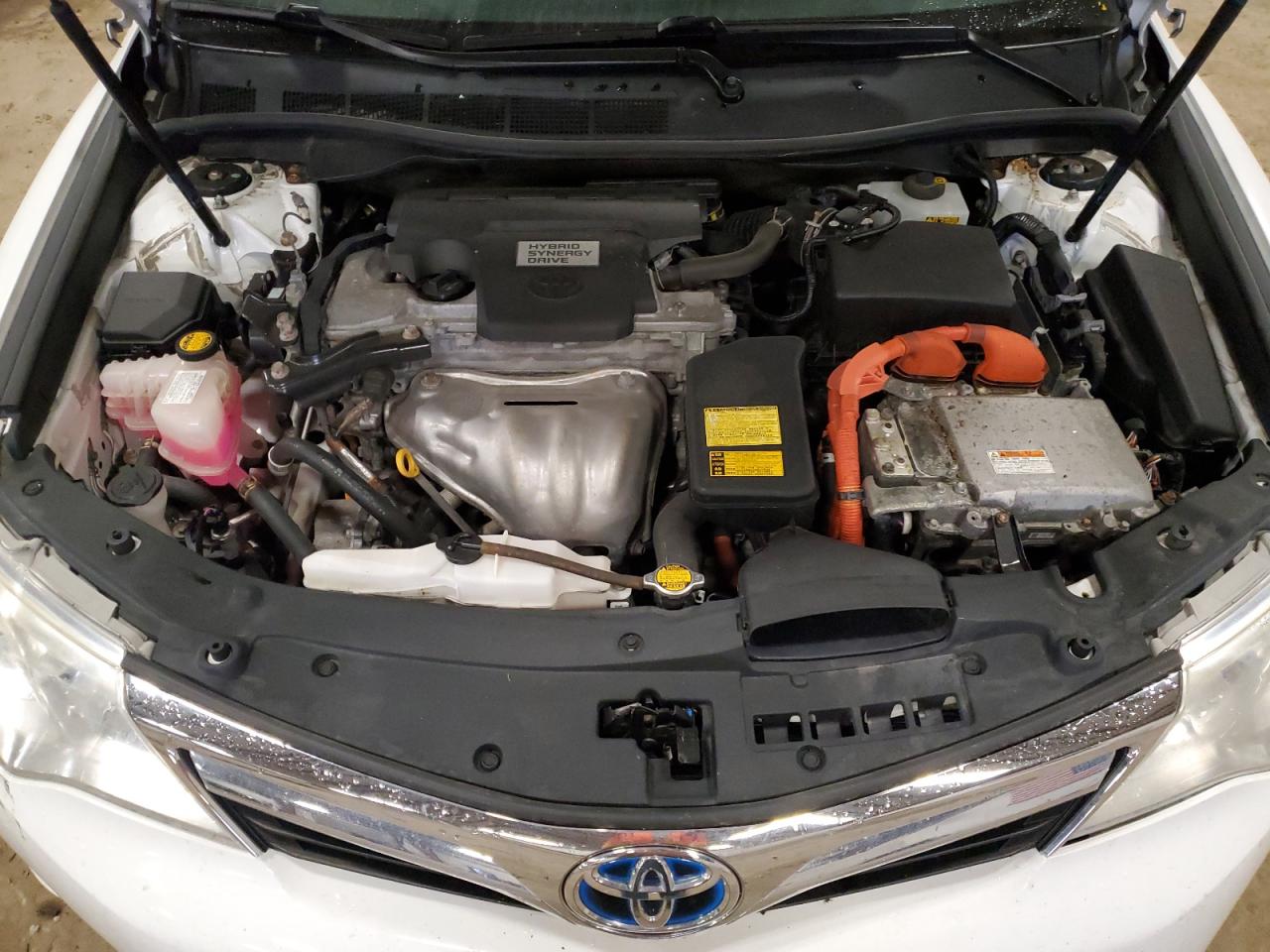 2013 Toyota Camry - Image 11