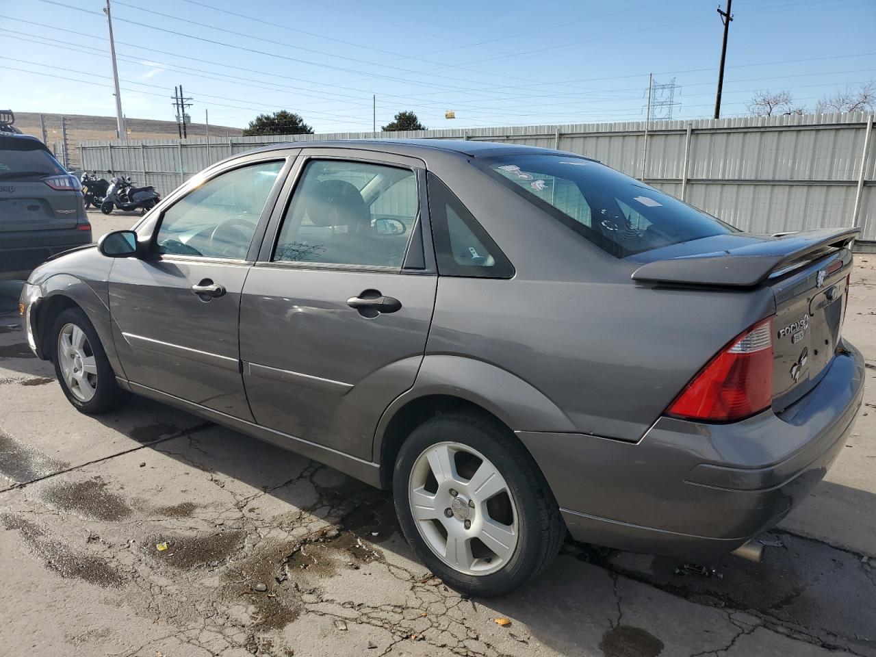 2006 Ford Focus - Image 2