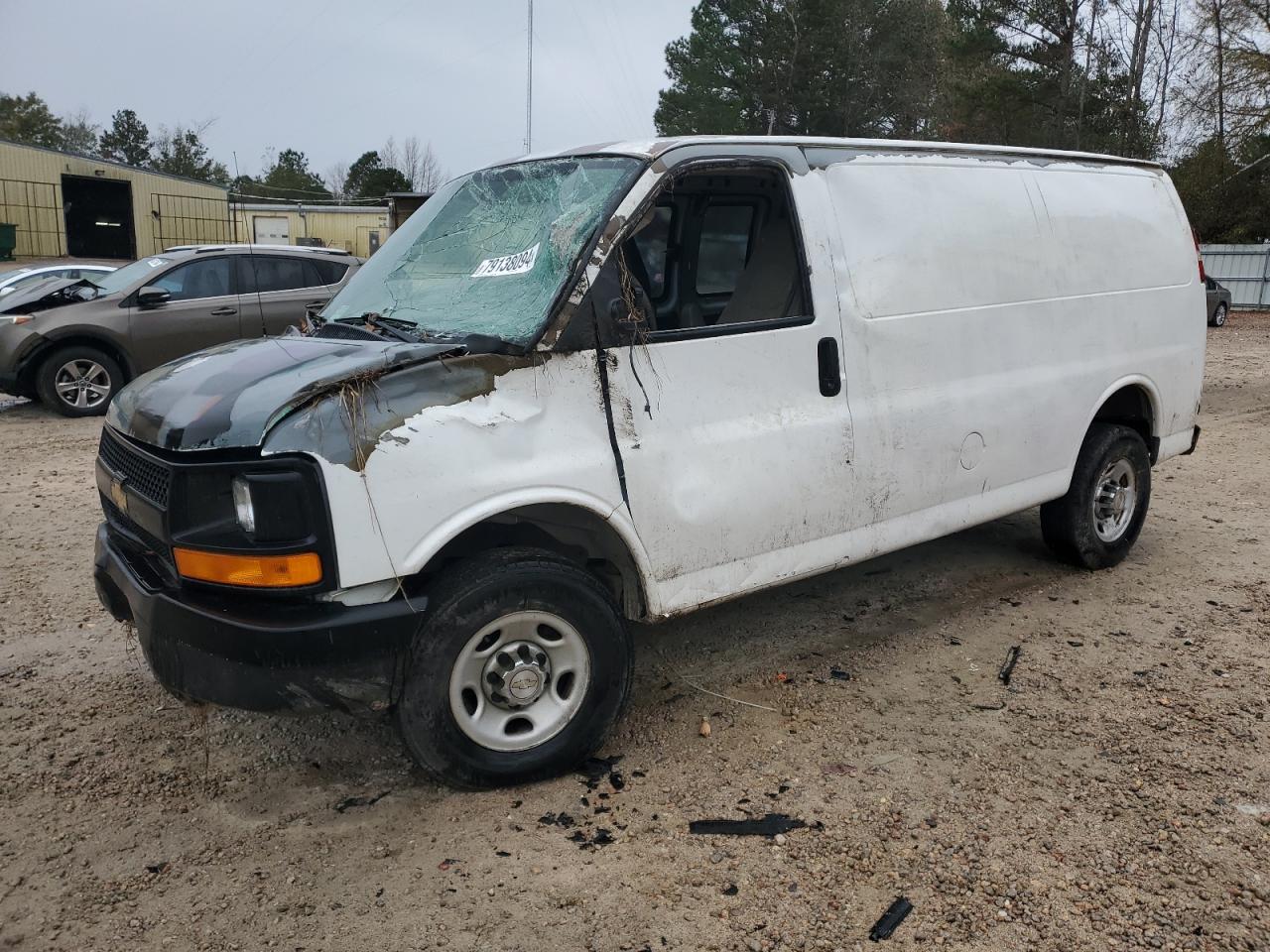 2009 Chevrolet Express - Image 1