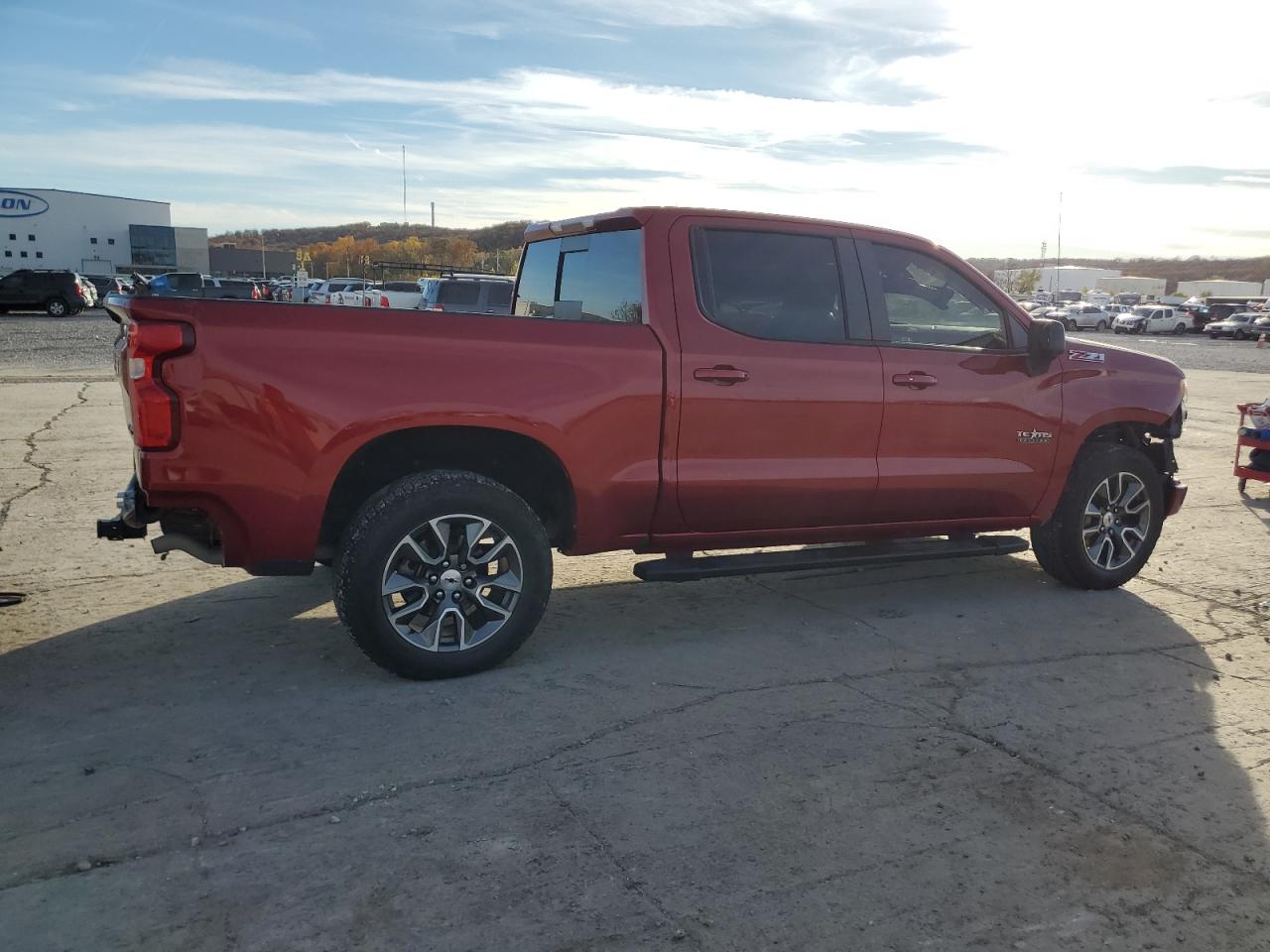 2022 Chevrolet Silverado - Image 3