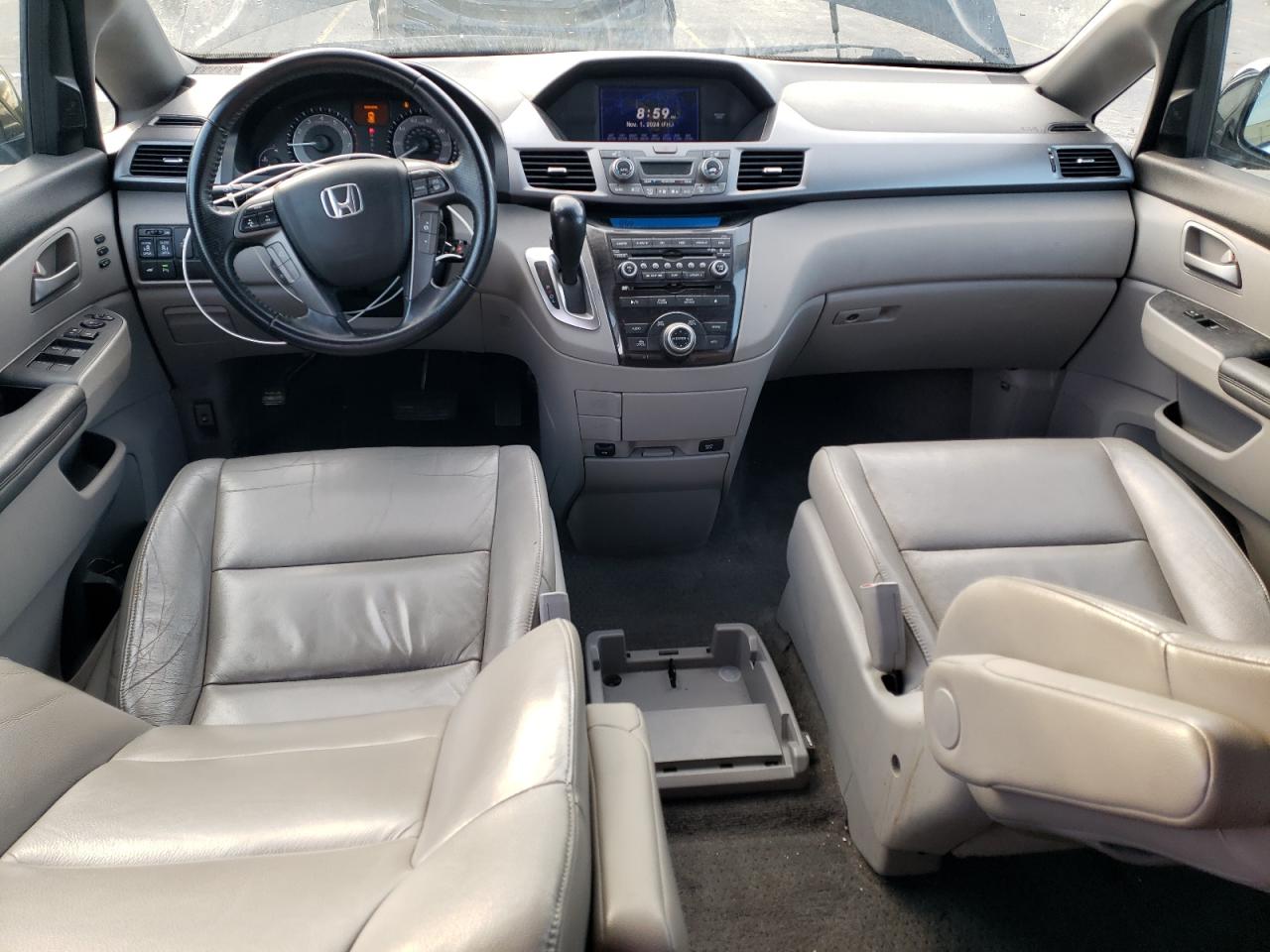 2012 Honda Odyssey - Image 8