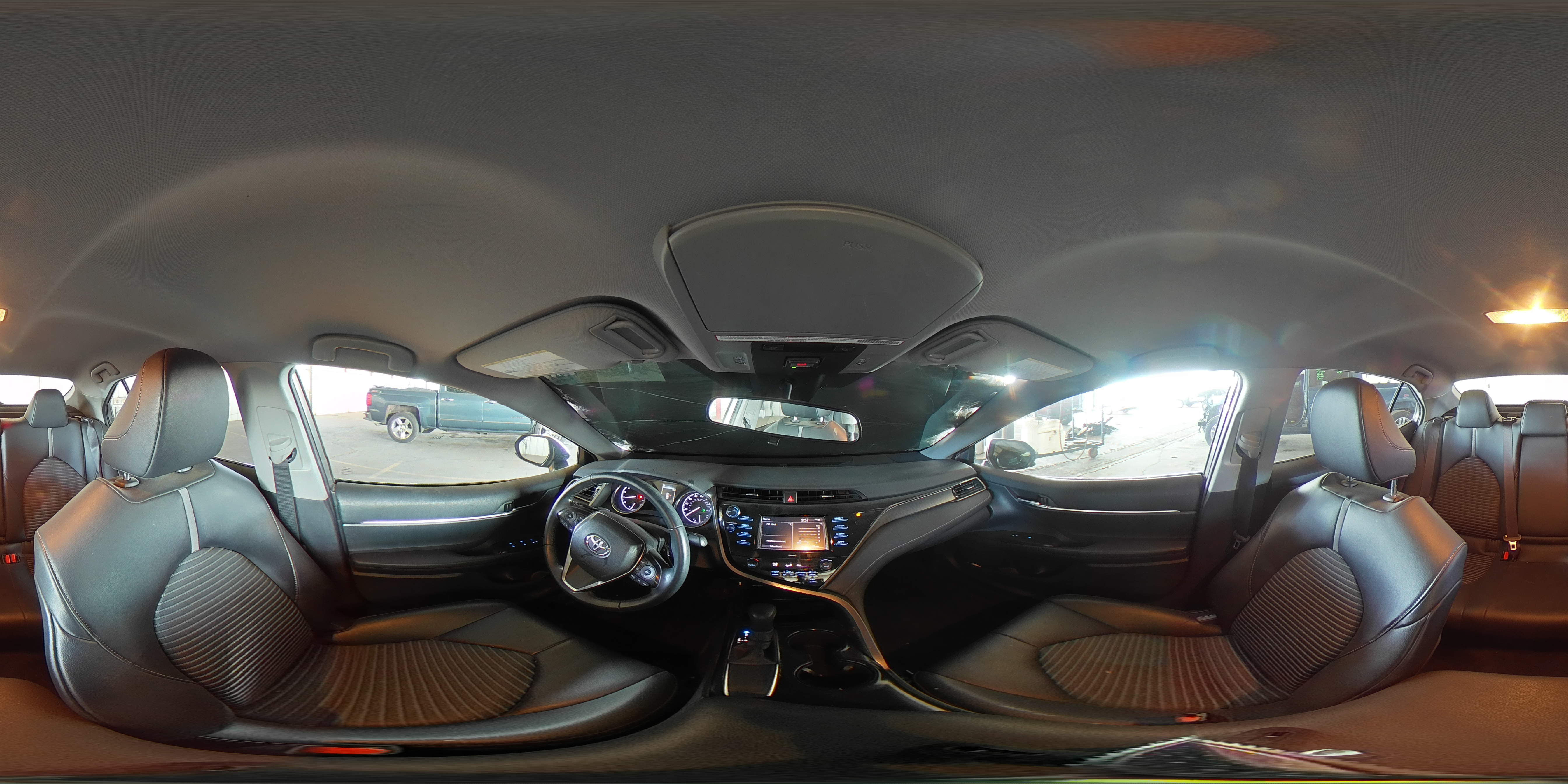 2020 Toyota Camry - Image 13