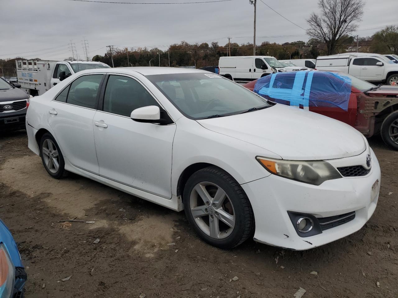 VIN 4T1BF1FKXEU306348 2014 TOYOTA CAMRY no.4