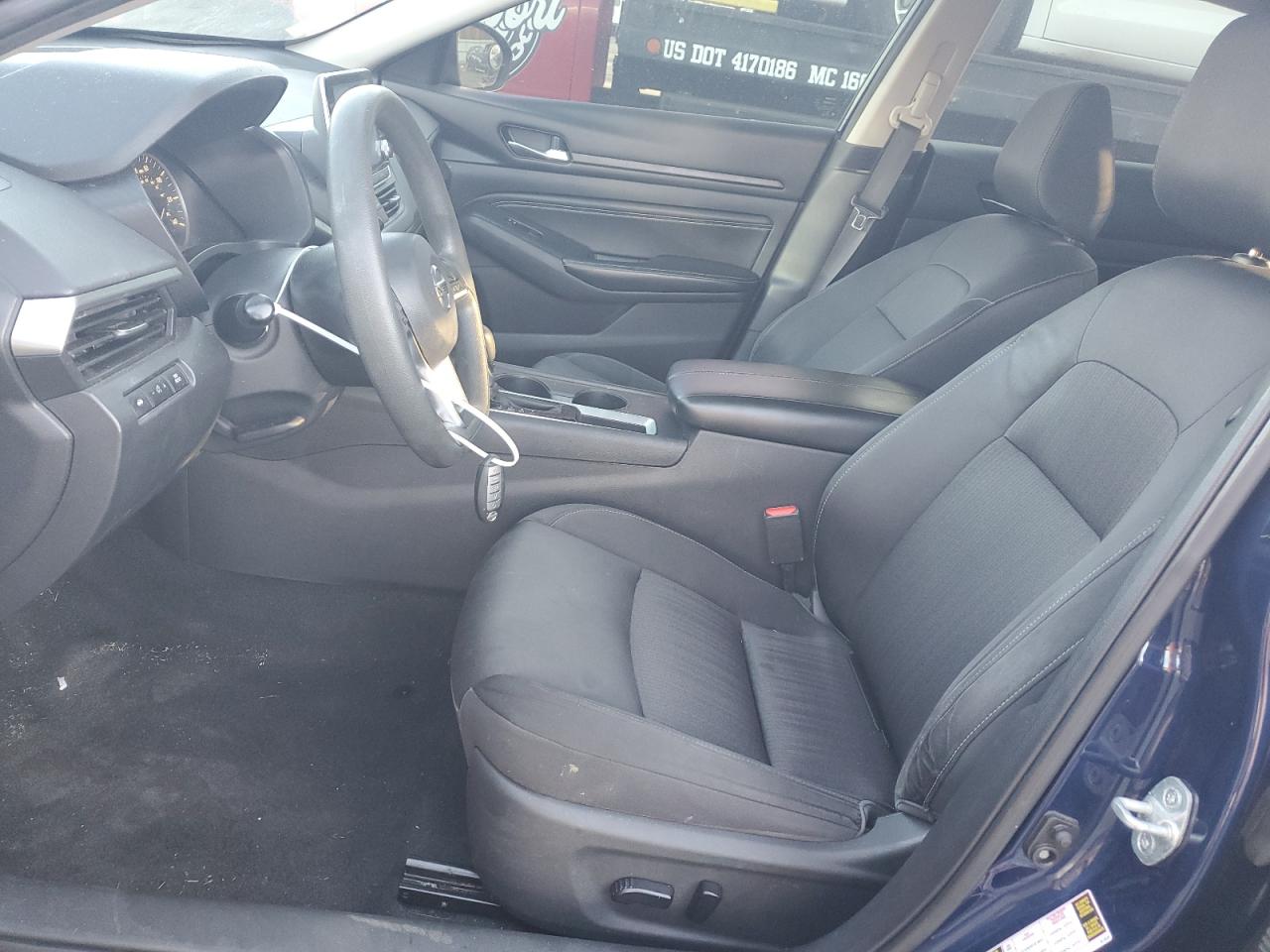 2019 Nissan Altima - Image 7