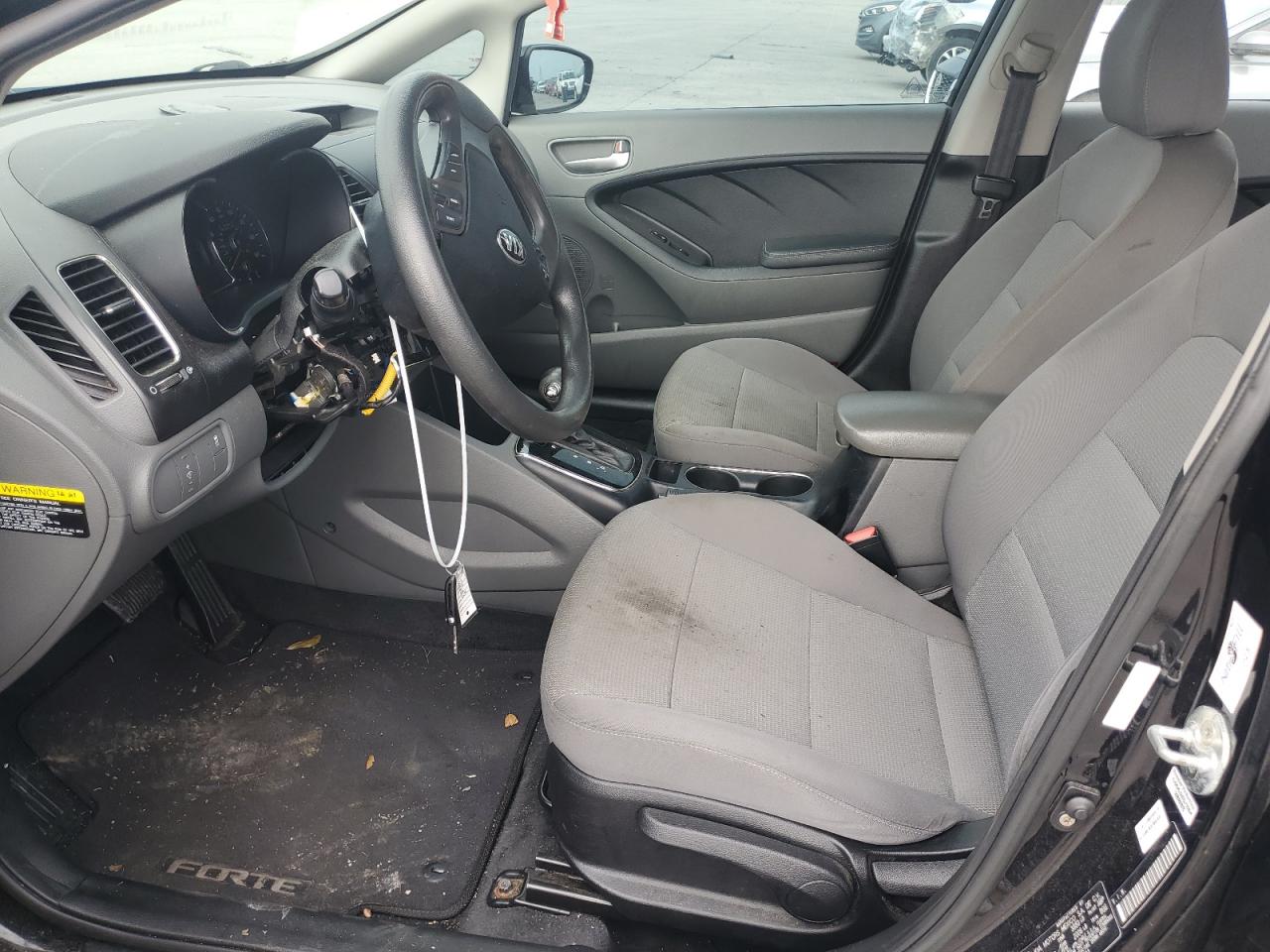 2018 Kia Forte - Image 7