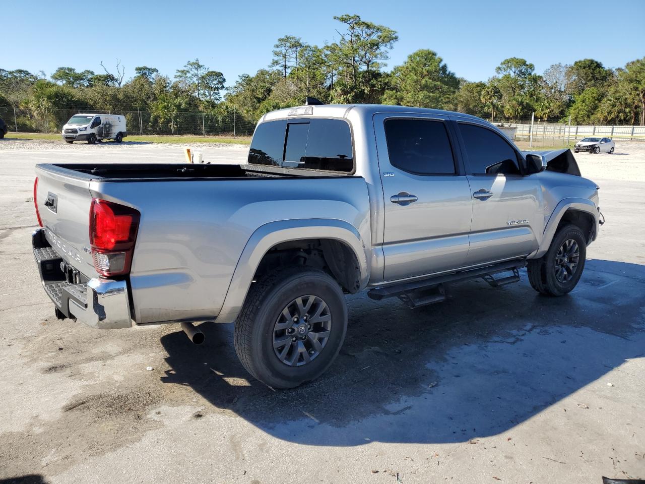 VIN 5TFAZ5CN4MX098087 2021 TOYOTA TACOMA no.3