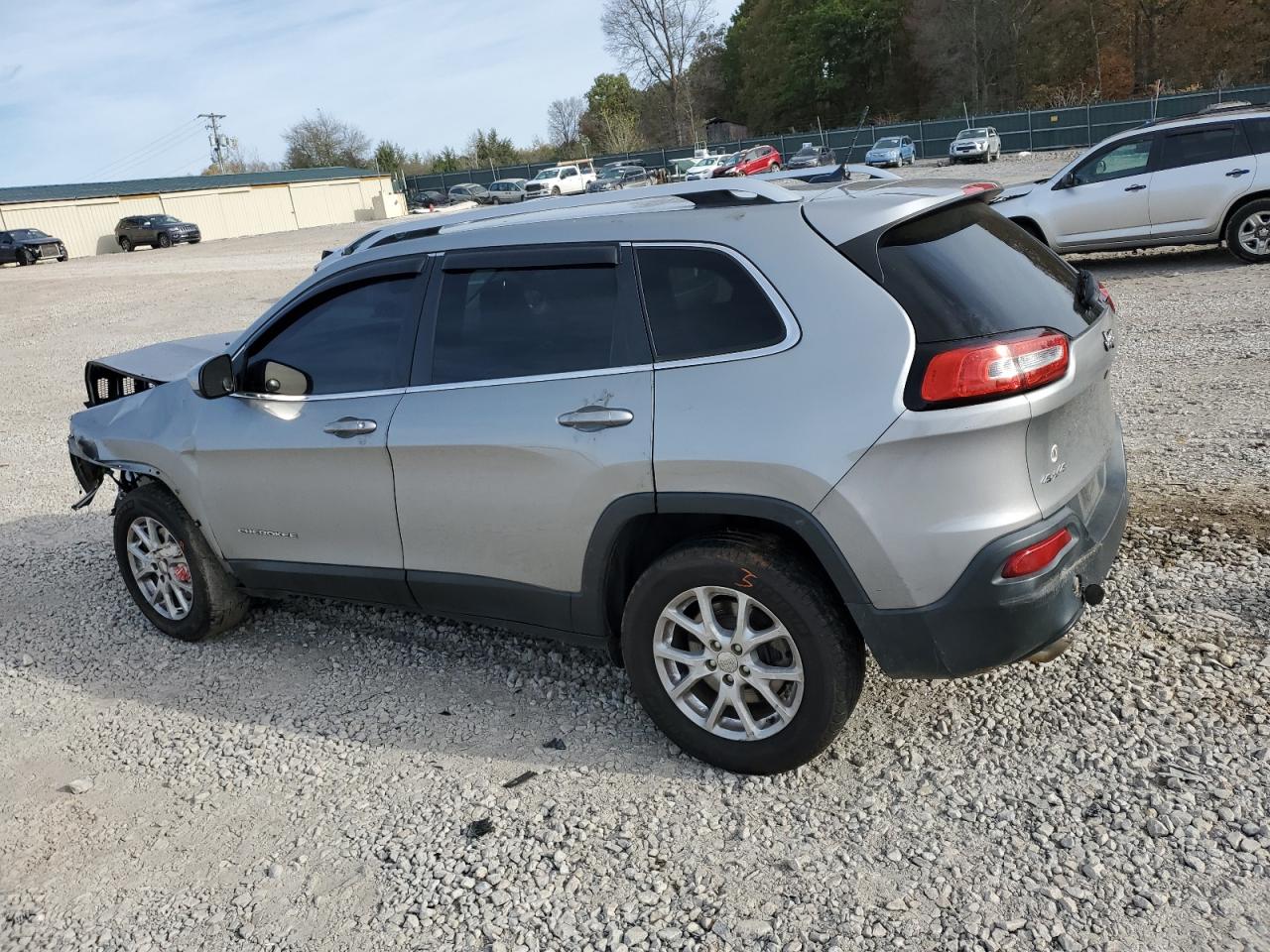 2016 Jeep Cherokee Latitude VIN: 1C4PJMCBXGW112098 Lot: 79124794