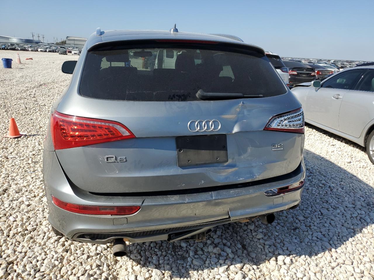2010 Audi Q5 - Image 6