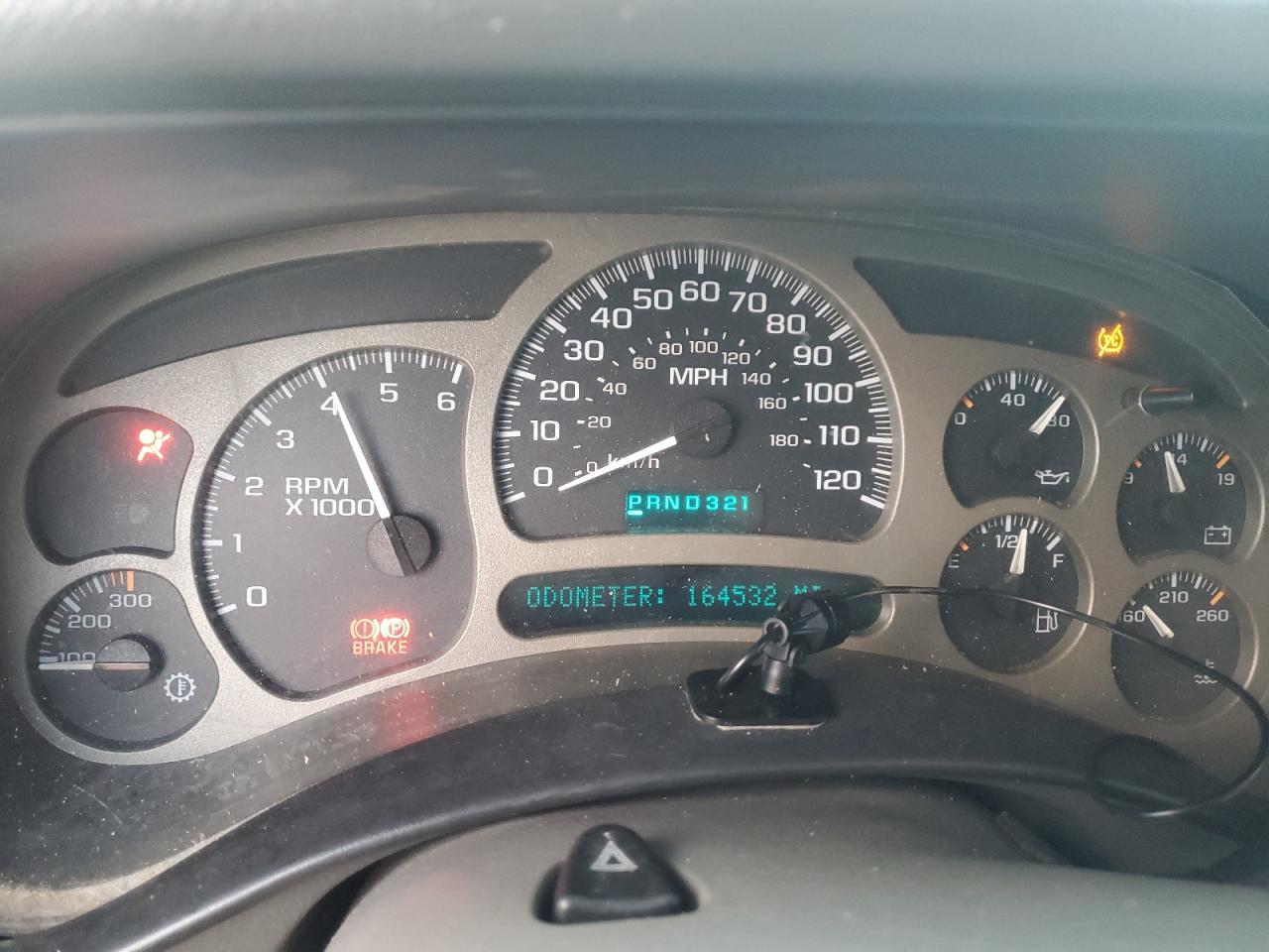 2005 GMC Yukon - Image 9
