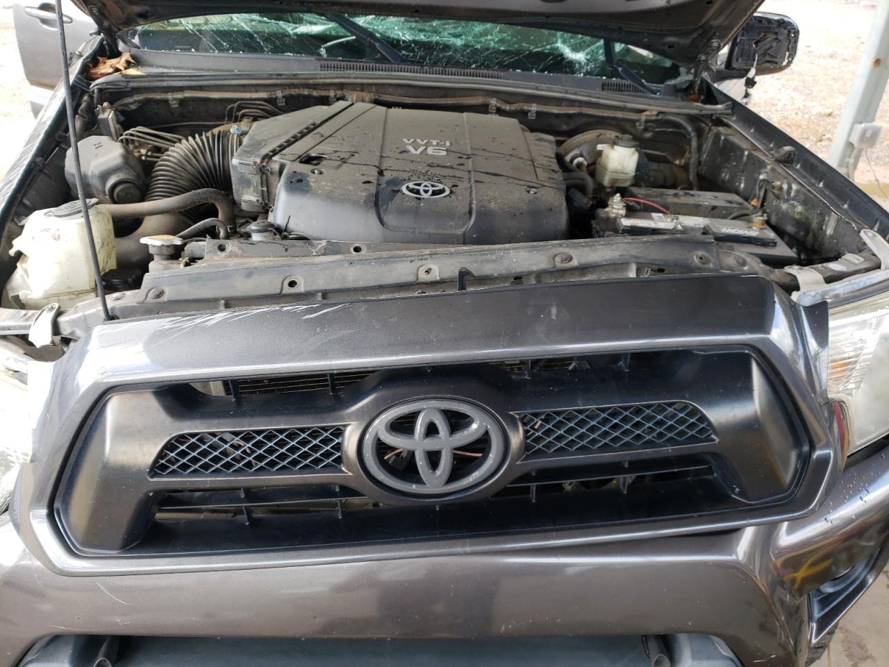 2014 Toyota Tacoma - Image 11