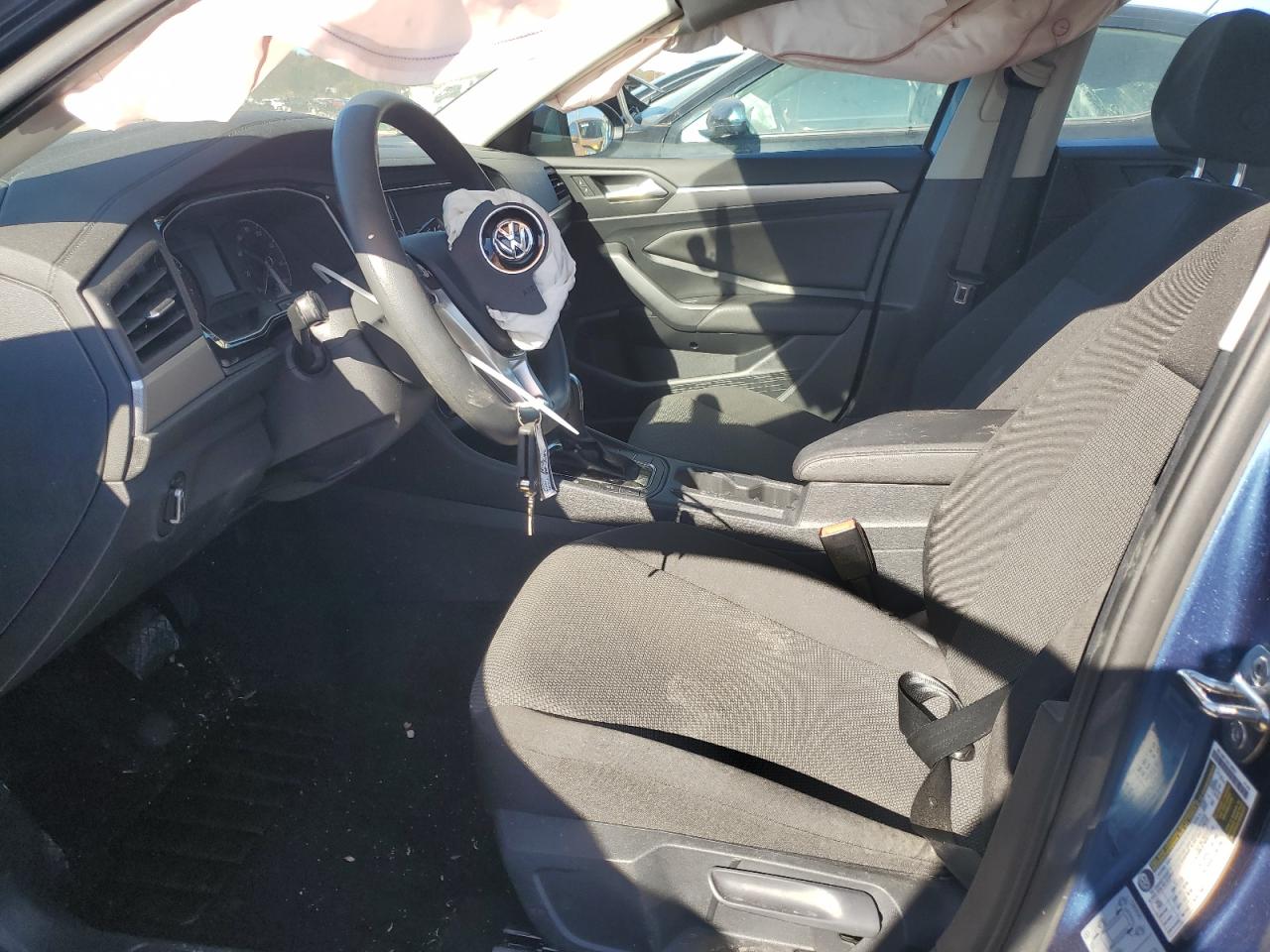 2021 Volkswagen Jetta - Image 7
