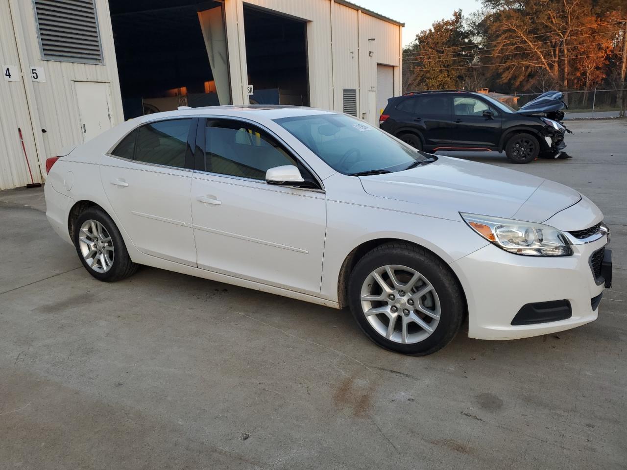 2015 Chevrolet Malibu - Image 4