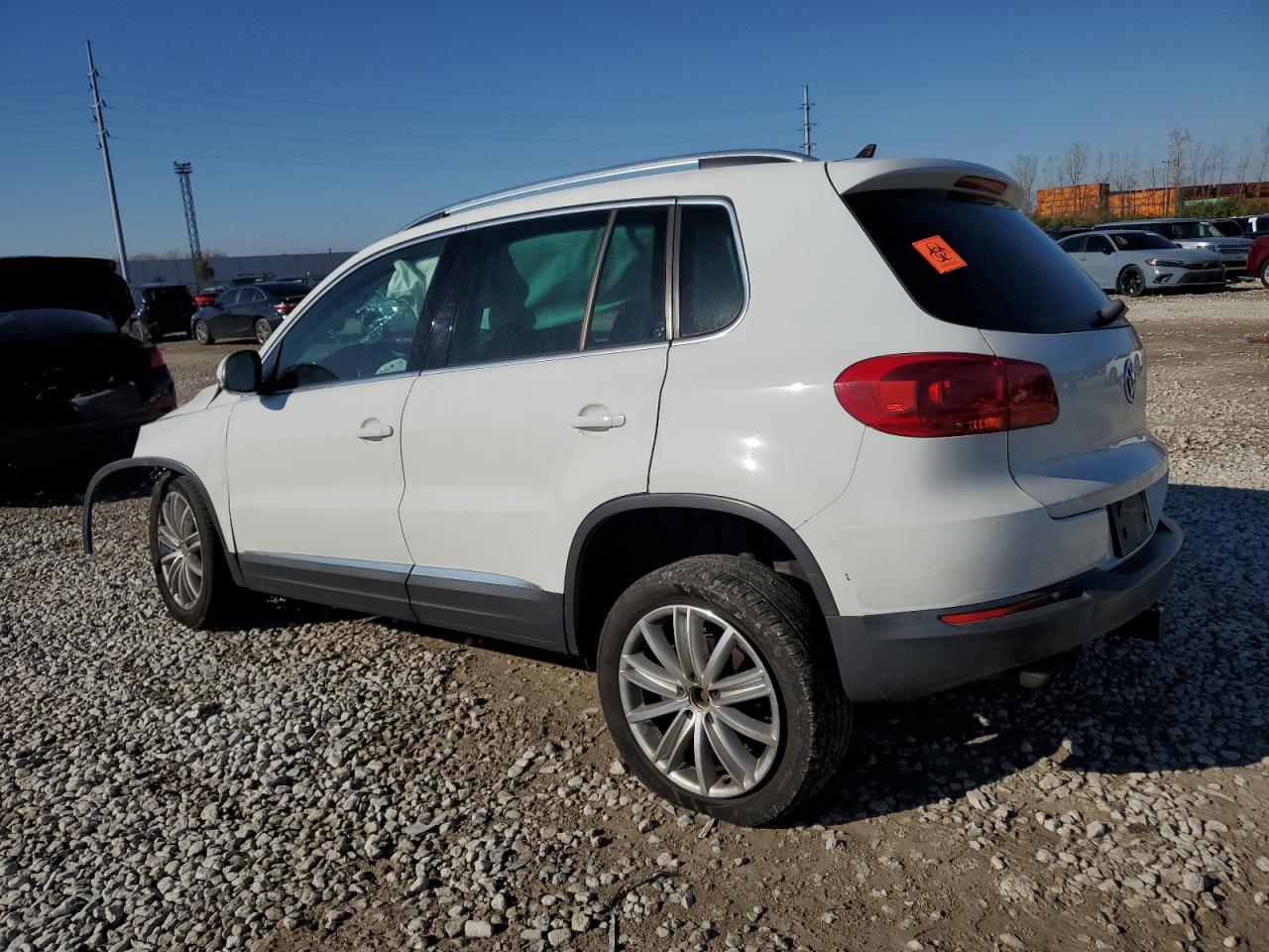 VIN WVGBV7AX6FW115993 2015 VOLKSWAGEN TIGUAN no.2