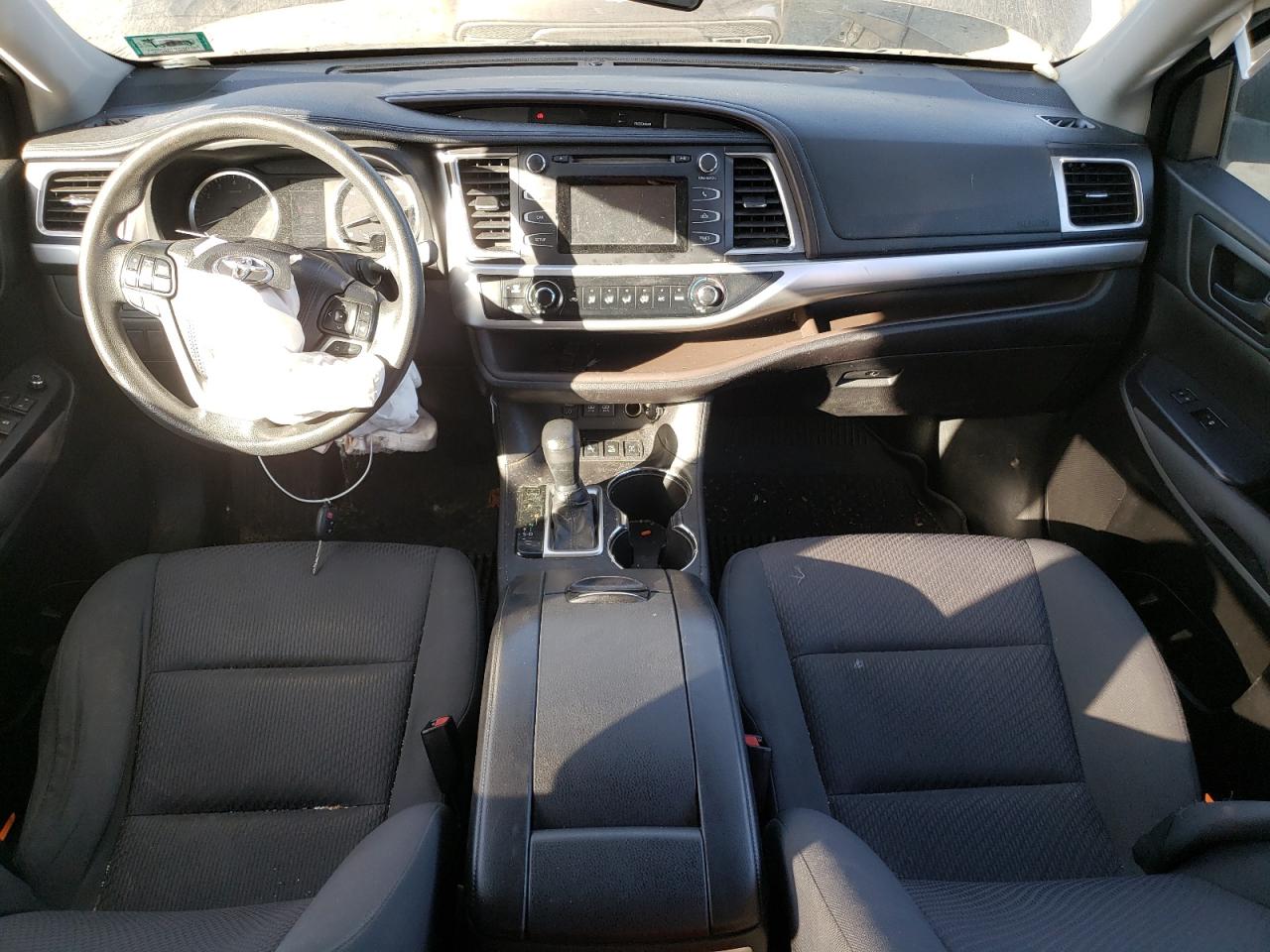 2018 Toyota Highlander - Image 8