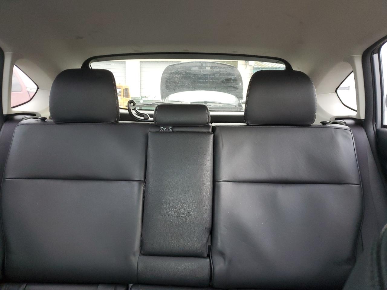 2014 Subaru XV - Image 10