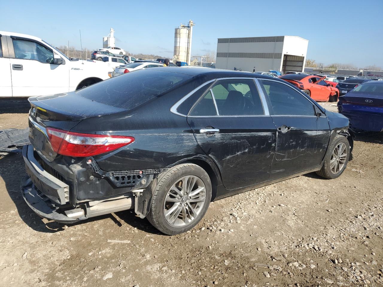 VIN 4T1BF1FK6HU360881 2017 TOYOTA CAMRY no.3