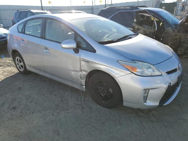  TOYOTA PRIUS 2013 Серебристый