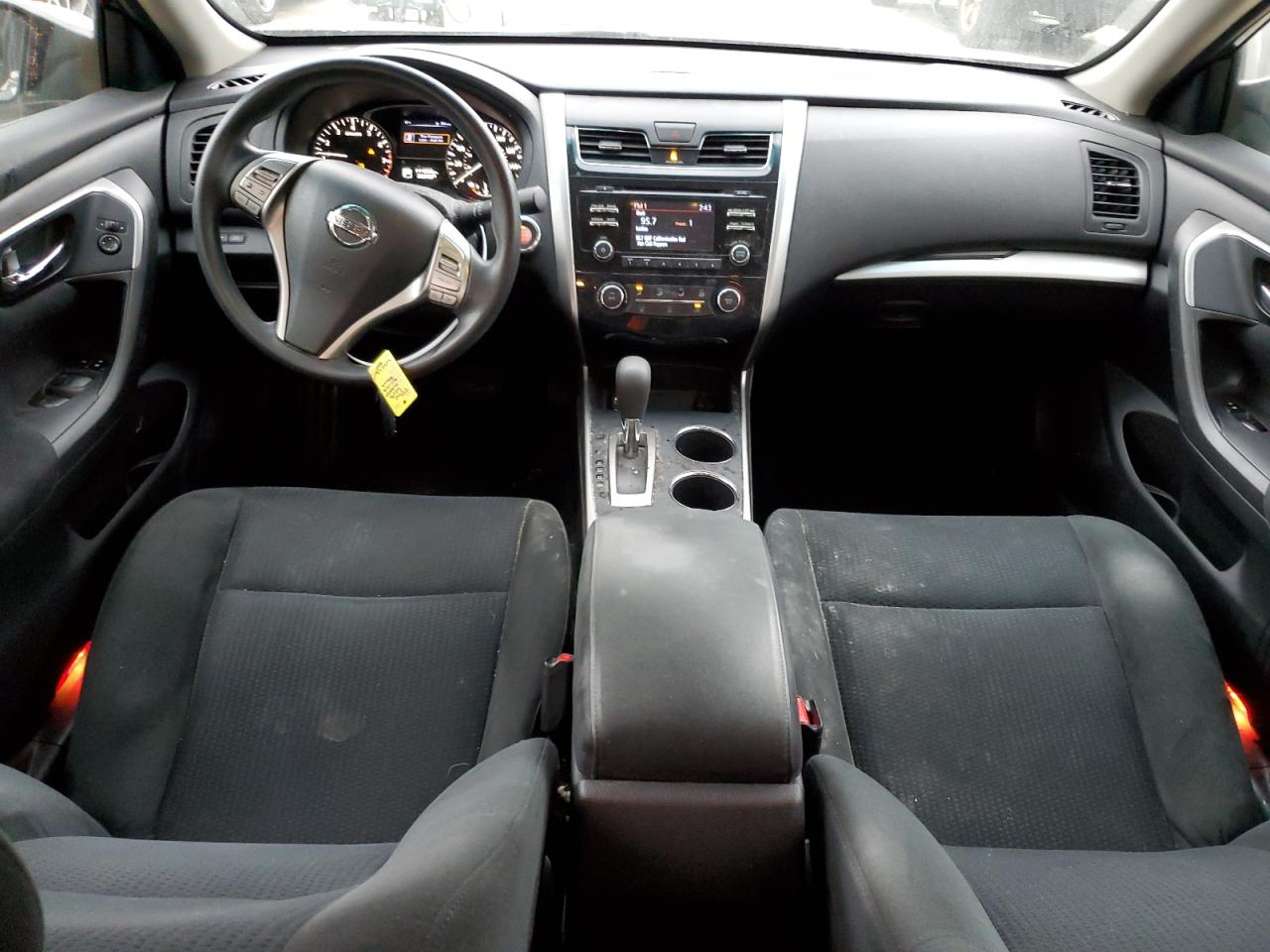 2015 Nissan Altima - Image 8