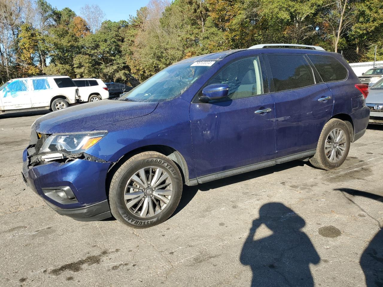 2020 Nissan Pathfinder - Image 1