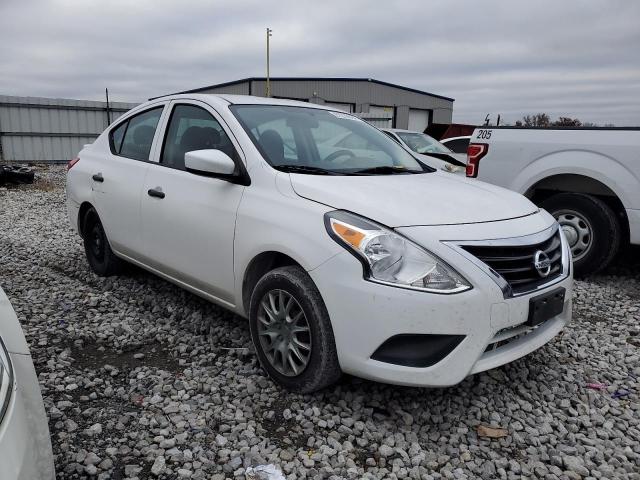  NISSAN VERSA 2017 Biały