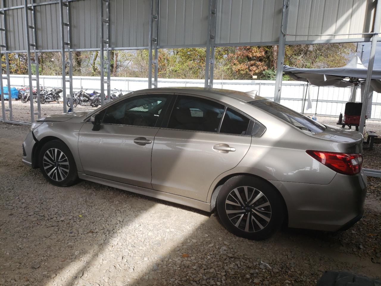 2018 Subaru Legacy - Image 2