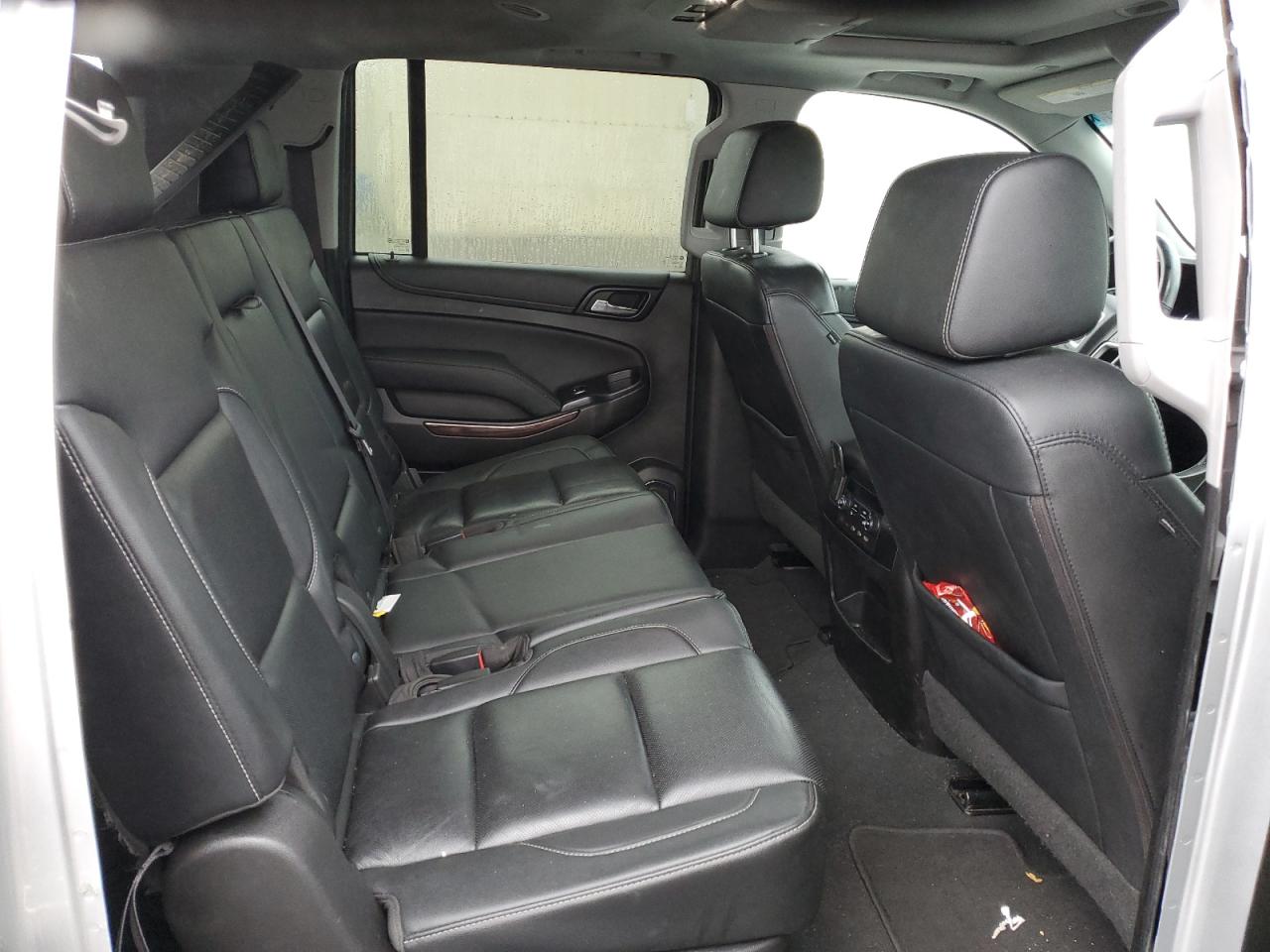 2019 GMC Yukon - Image 10