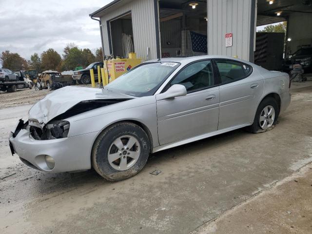 2005 Pontiac Grand Prix Gt للبيع في Columbia، MO - Front End