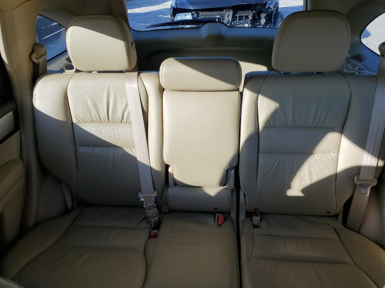 2011 Honda CR-V - Image 10