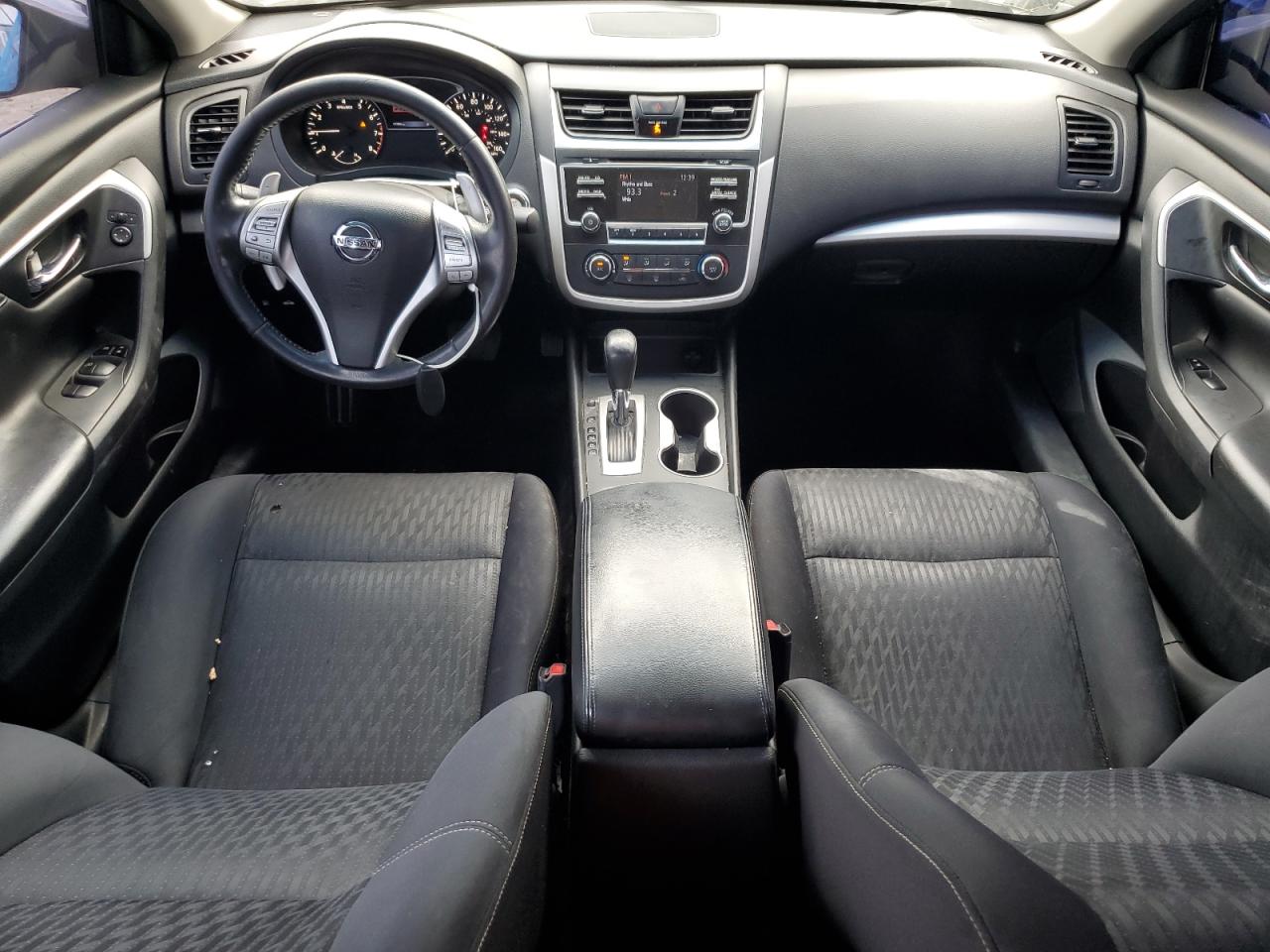 2017 Nissan Altima - Image 8