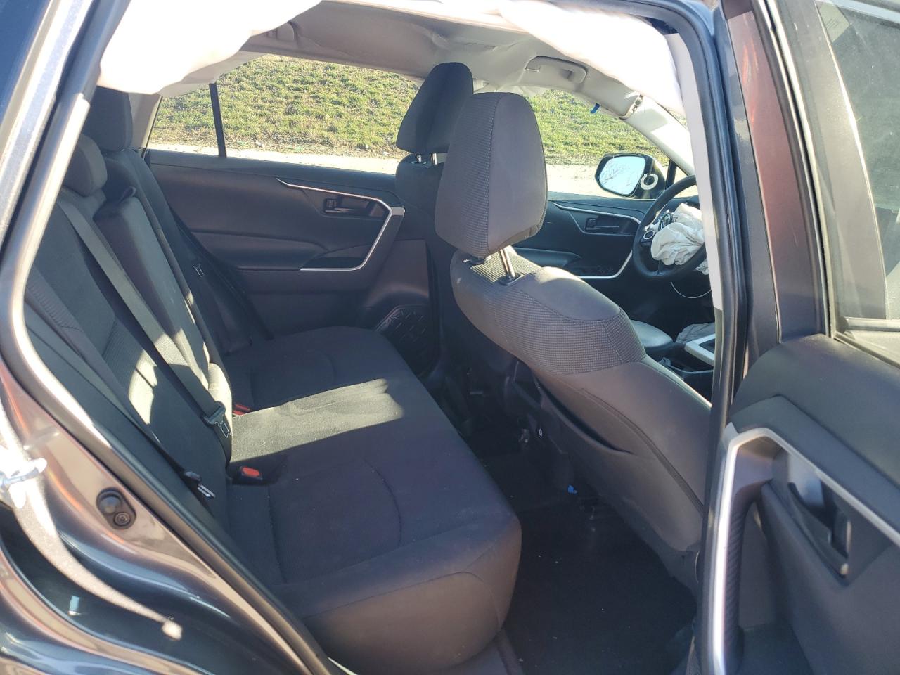 2021 Toyota RAV 4 - Image 12