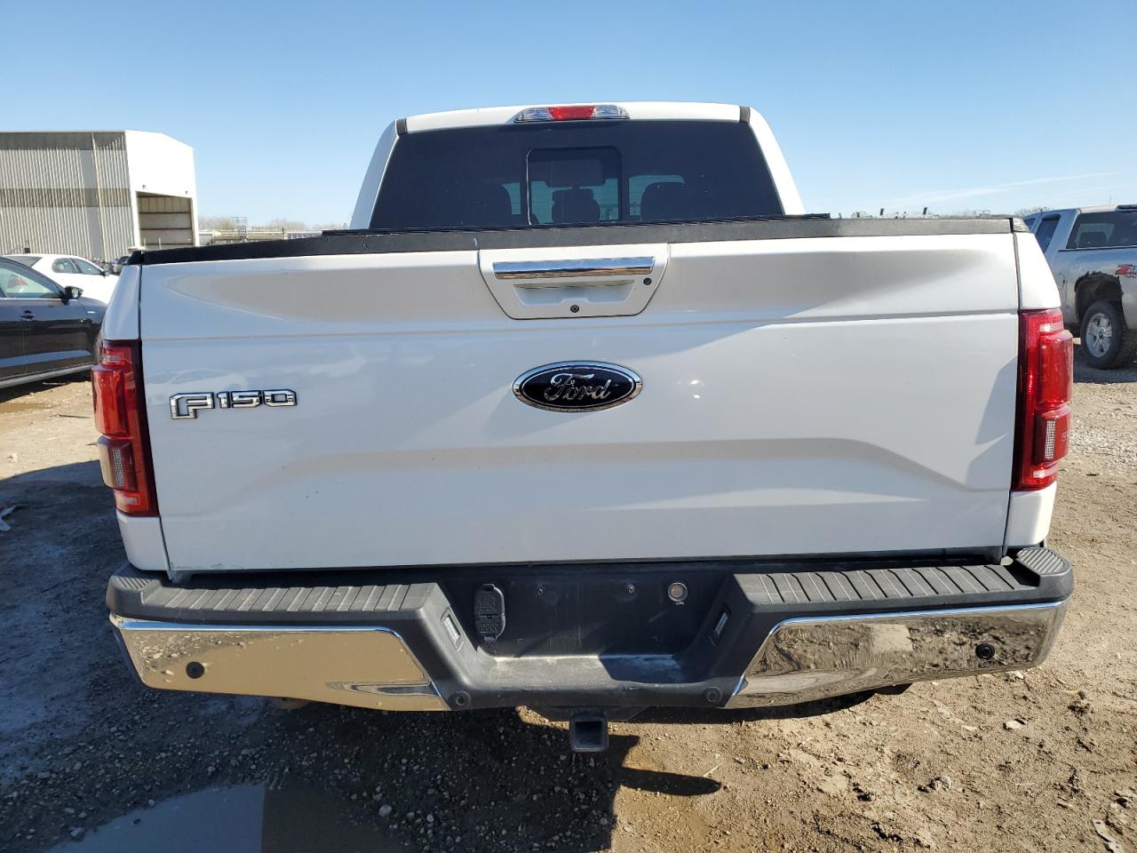 2015 Ford F-150 - Image 6