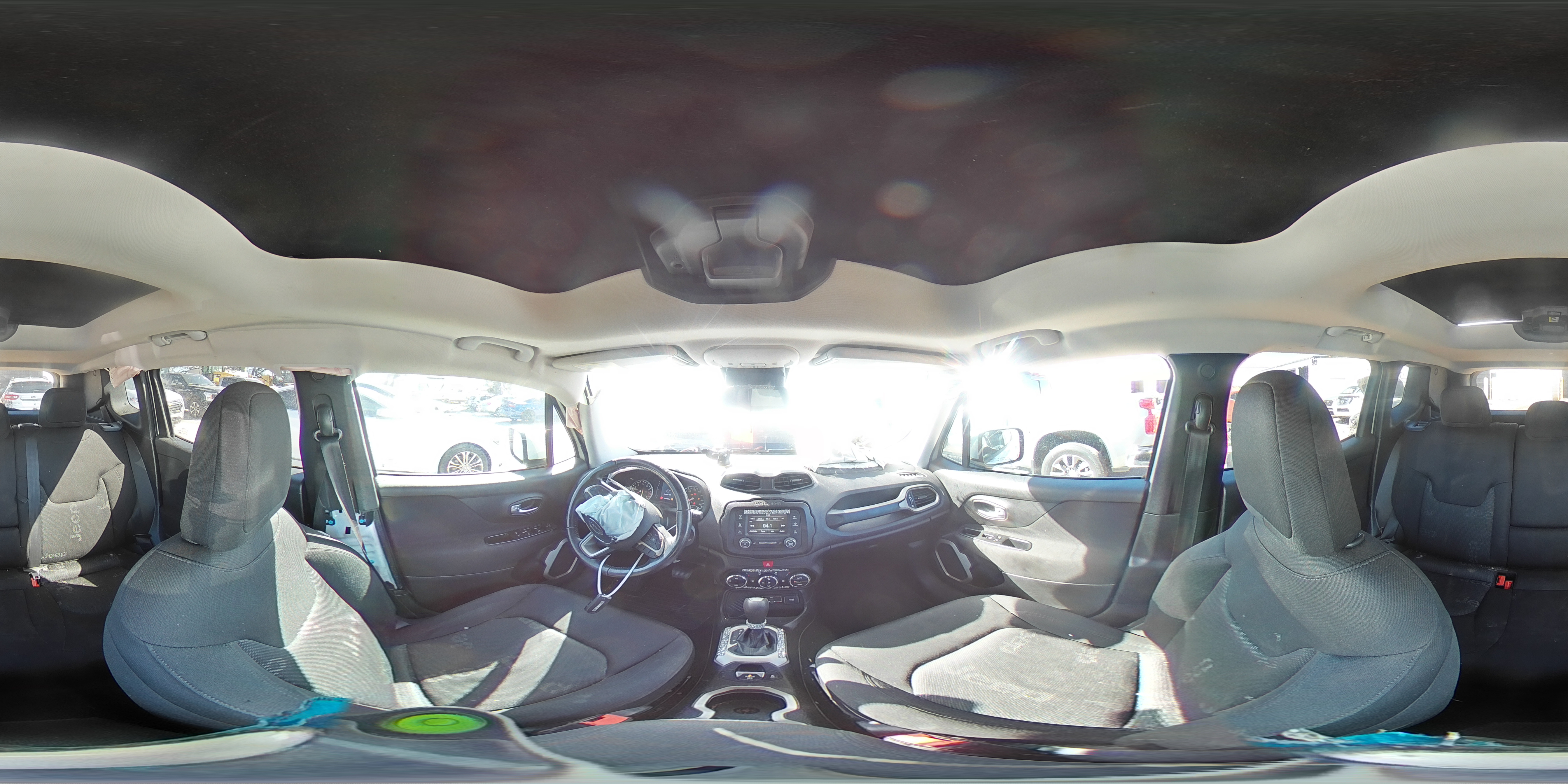 2017 Jeep Renegade - Image 14