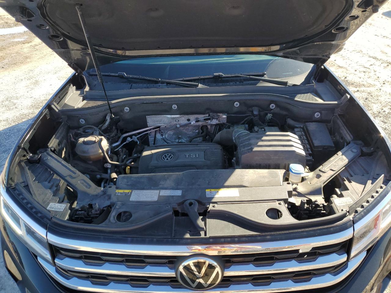 2021 Volkswagen Atlas - Image 12