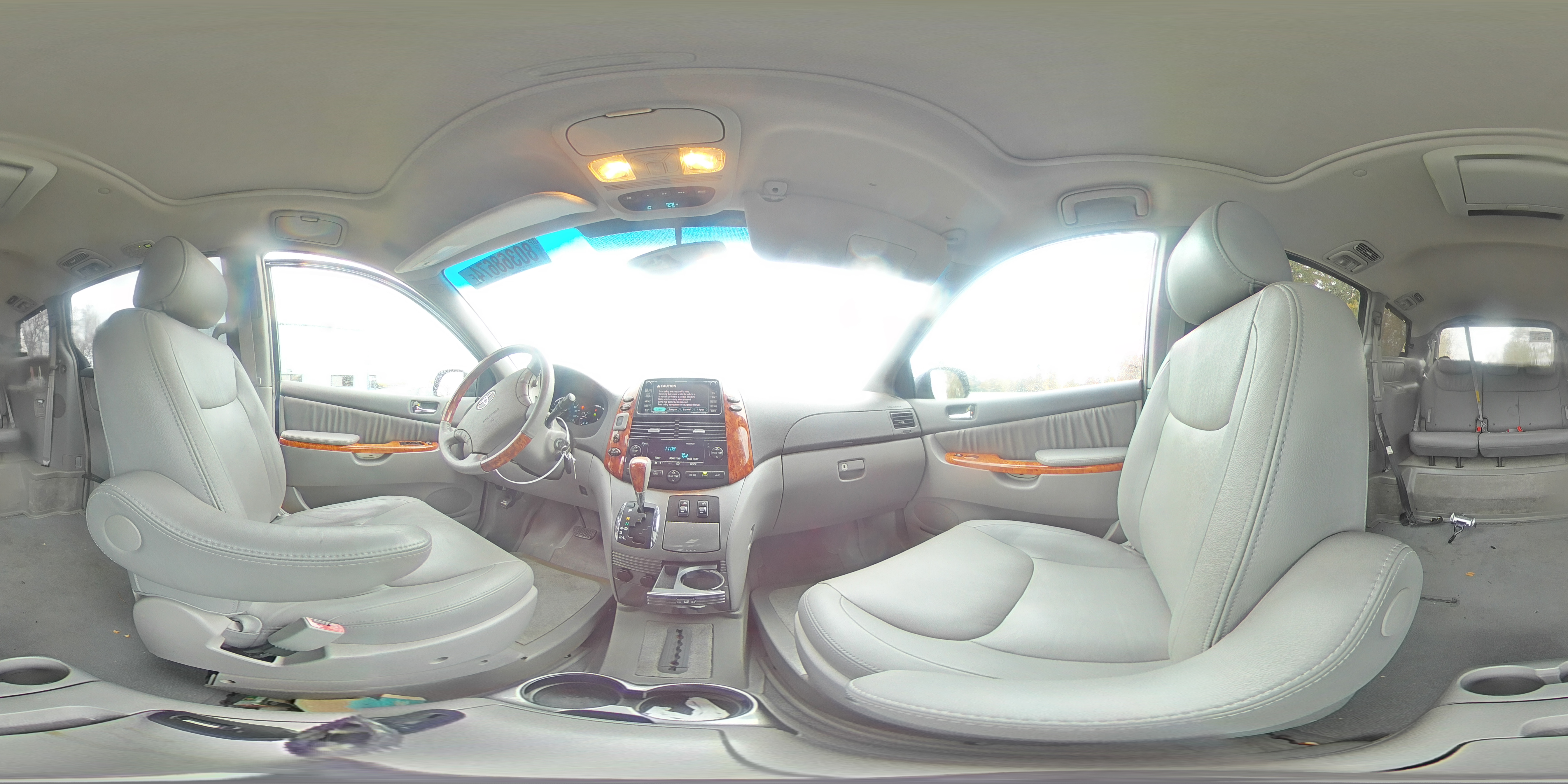 2006 Toyota Sienna - Image 13