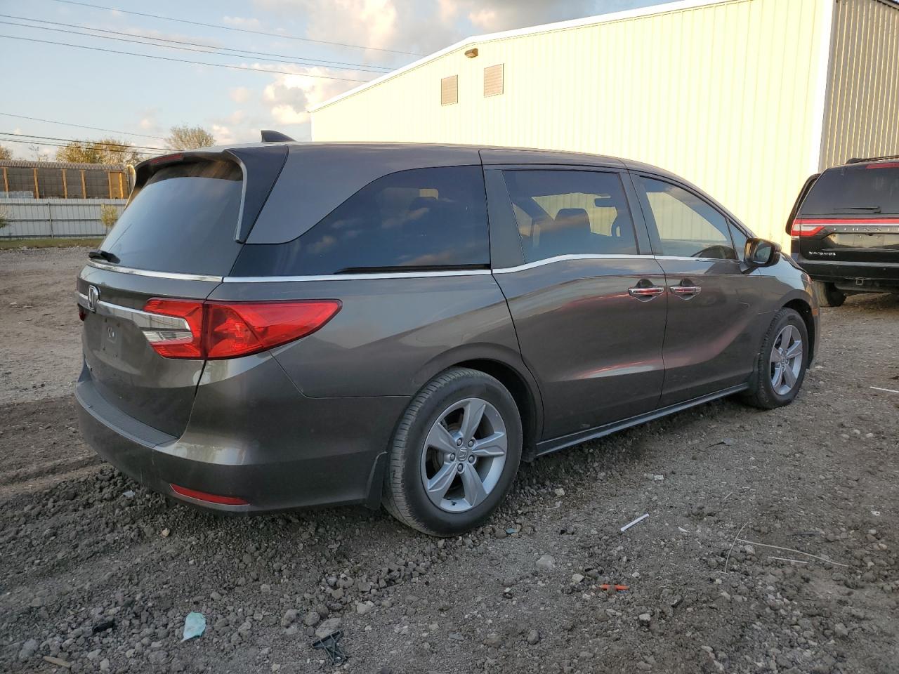 2019 Honda Odyssey - Image 3