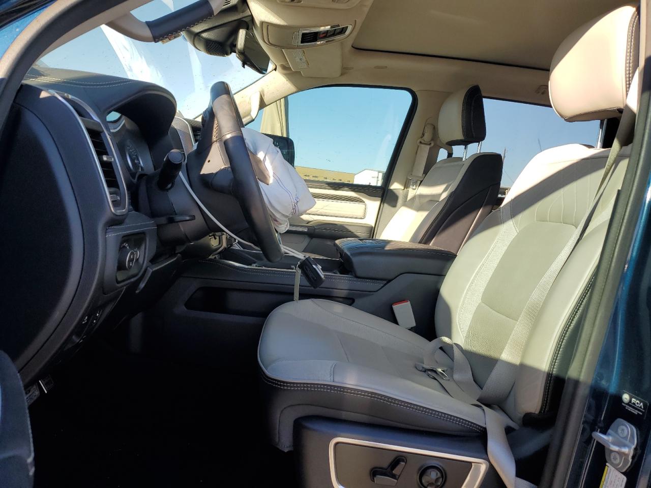 2022 RAM 1500 - Image 7