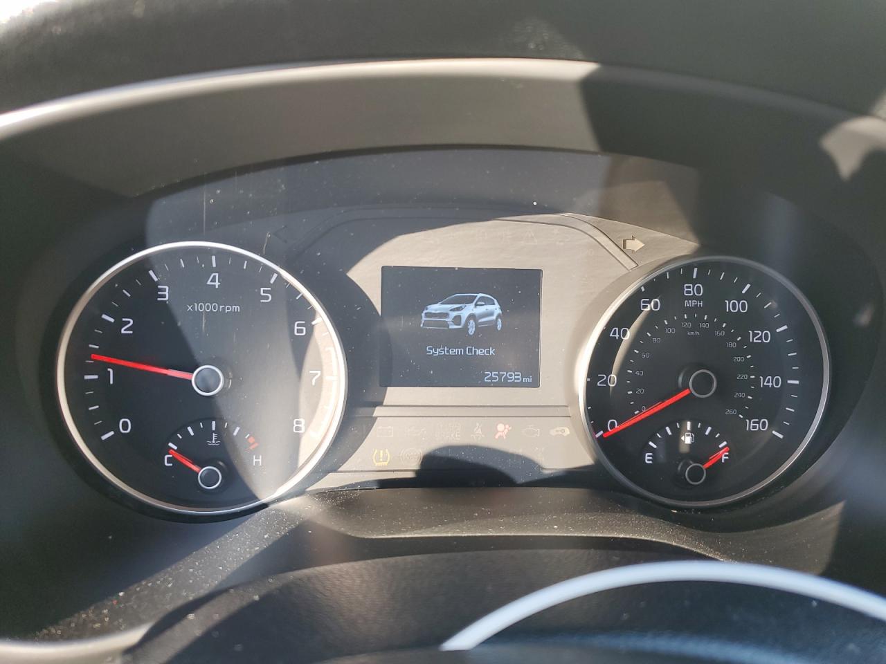 2022 Kia Sportage - Image 9