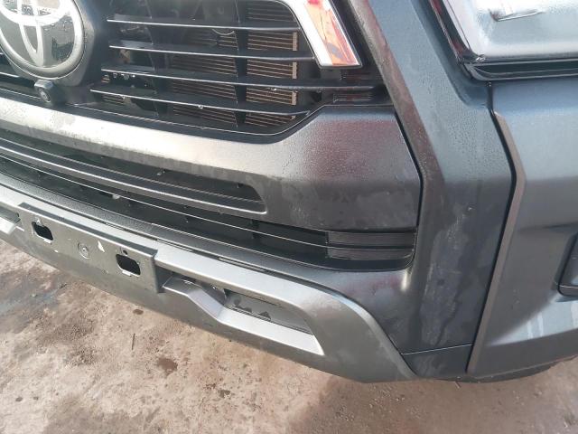 2022 TOYOTA HILUX INVINCIBLE X D/CAB PICK UP 2.8 D-4D AUTO