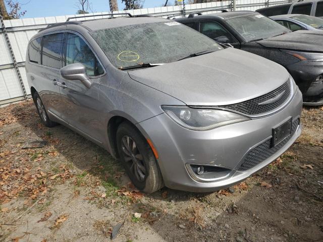  CHRYSLER PACIFICA 2017 Сріблястий