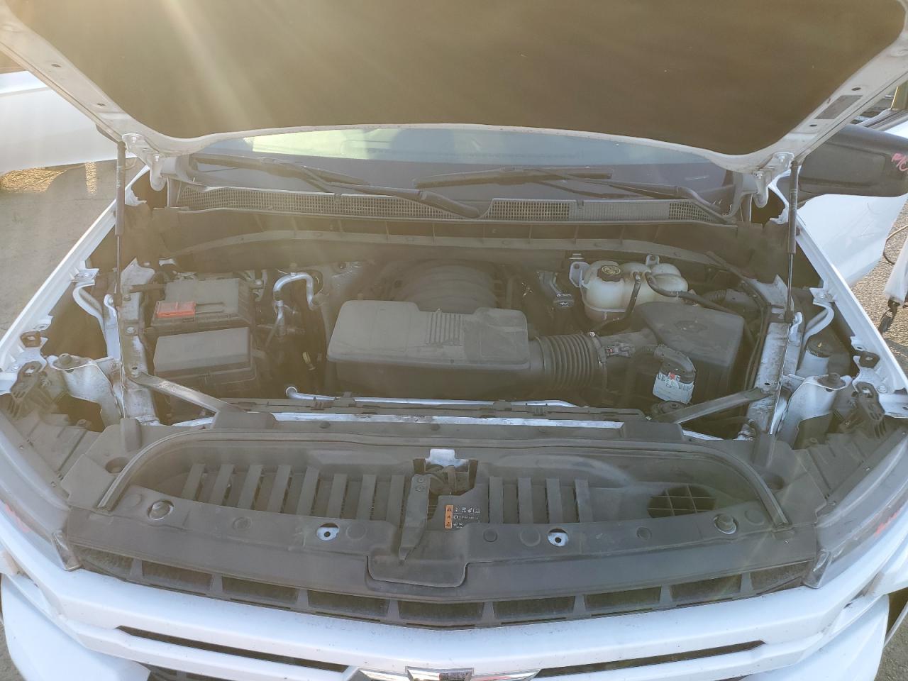 2022 Chevrolet Silverado - Image 11