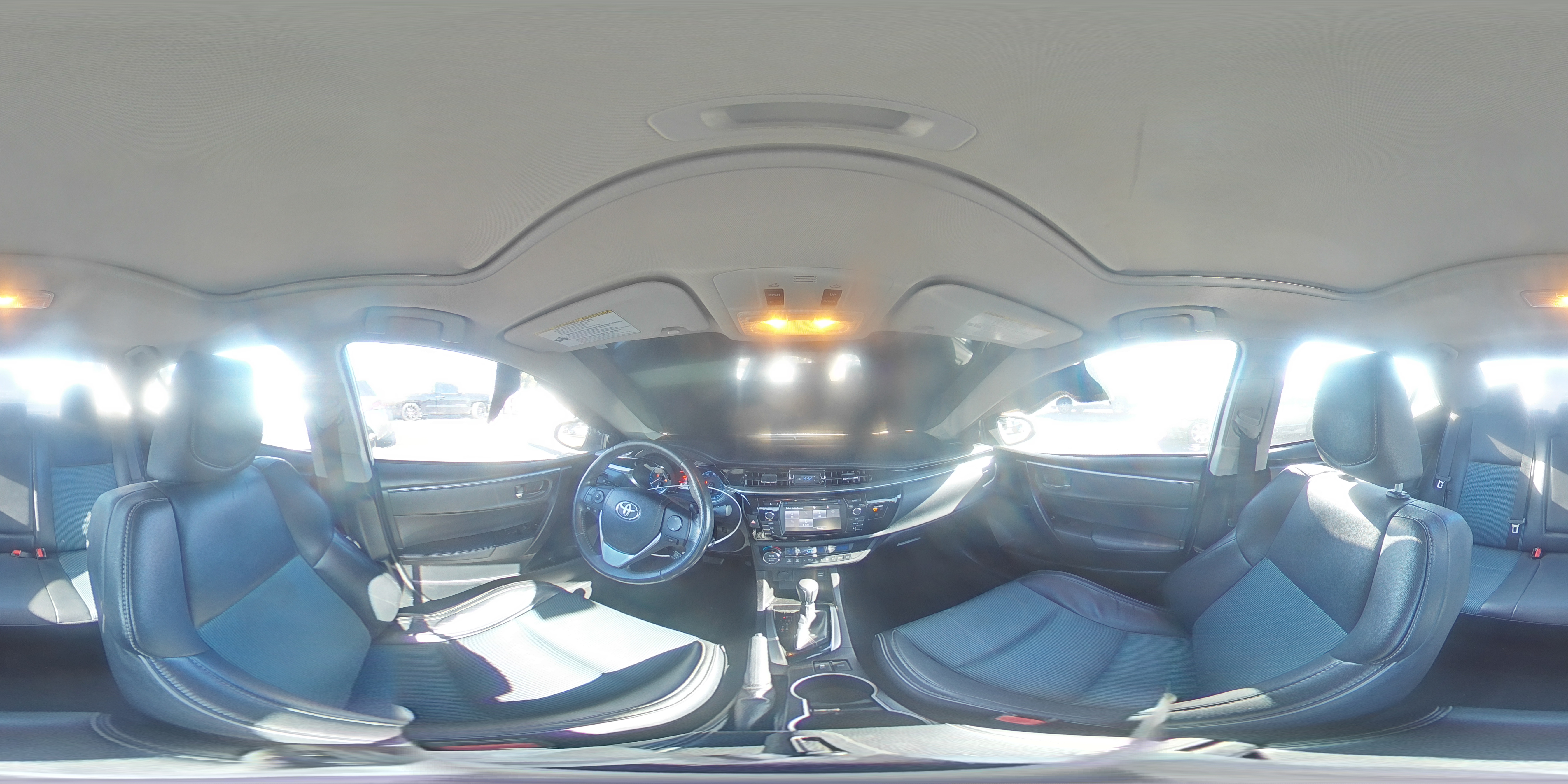 2015 Toyota Corolla - Image 13