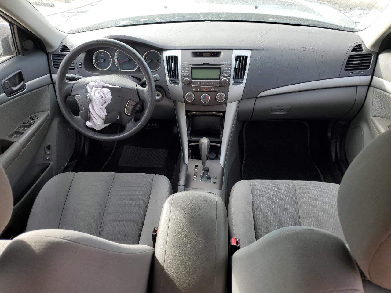 2009 Hyundai Sonata - Image 8